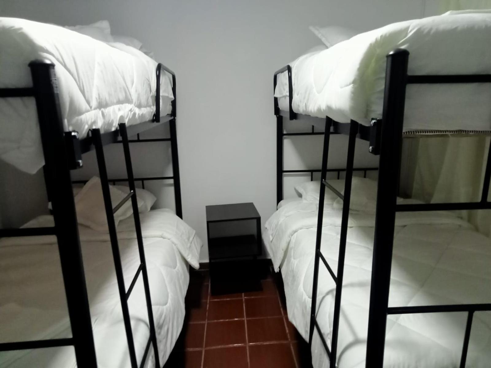Casa familiar Almagor (Hostal)