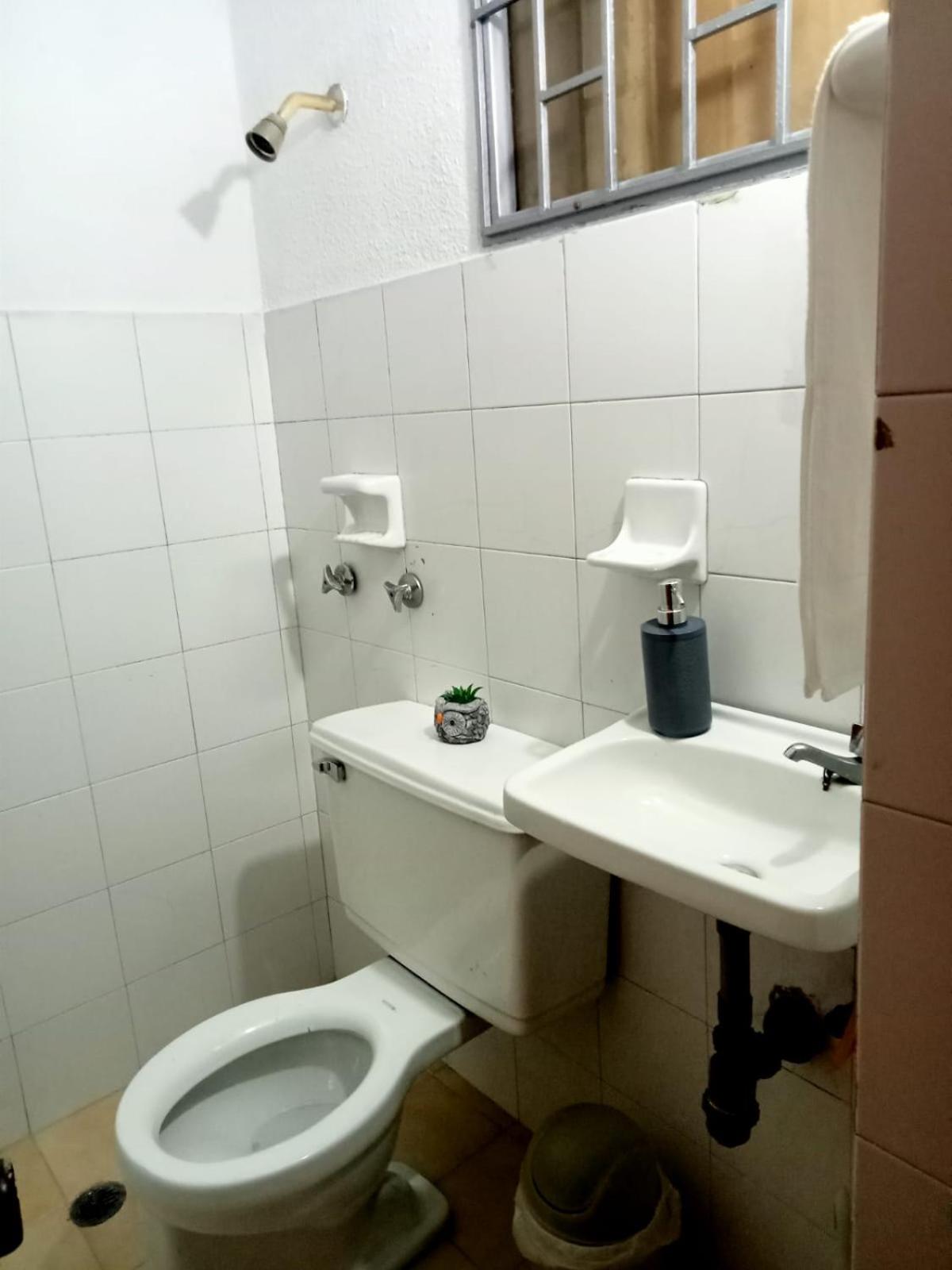 Casa familiar Almagor (Hostal)