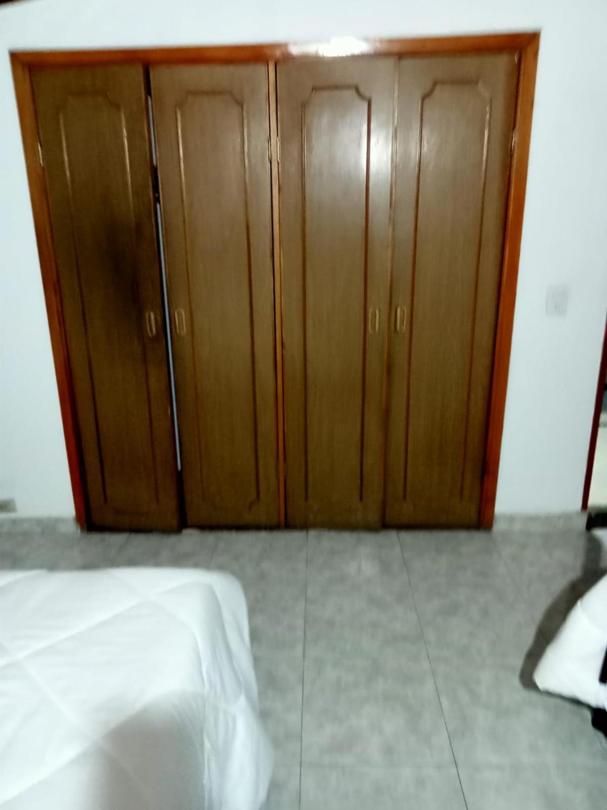 Casa familiar Almagor (Hostal)