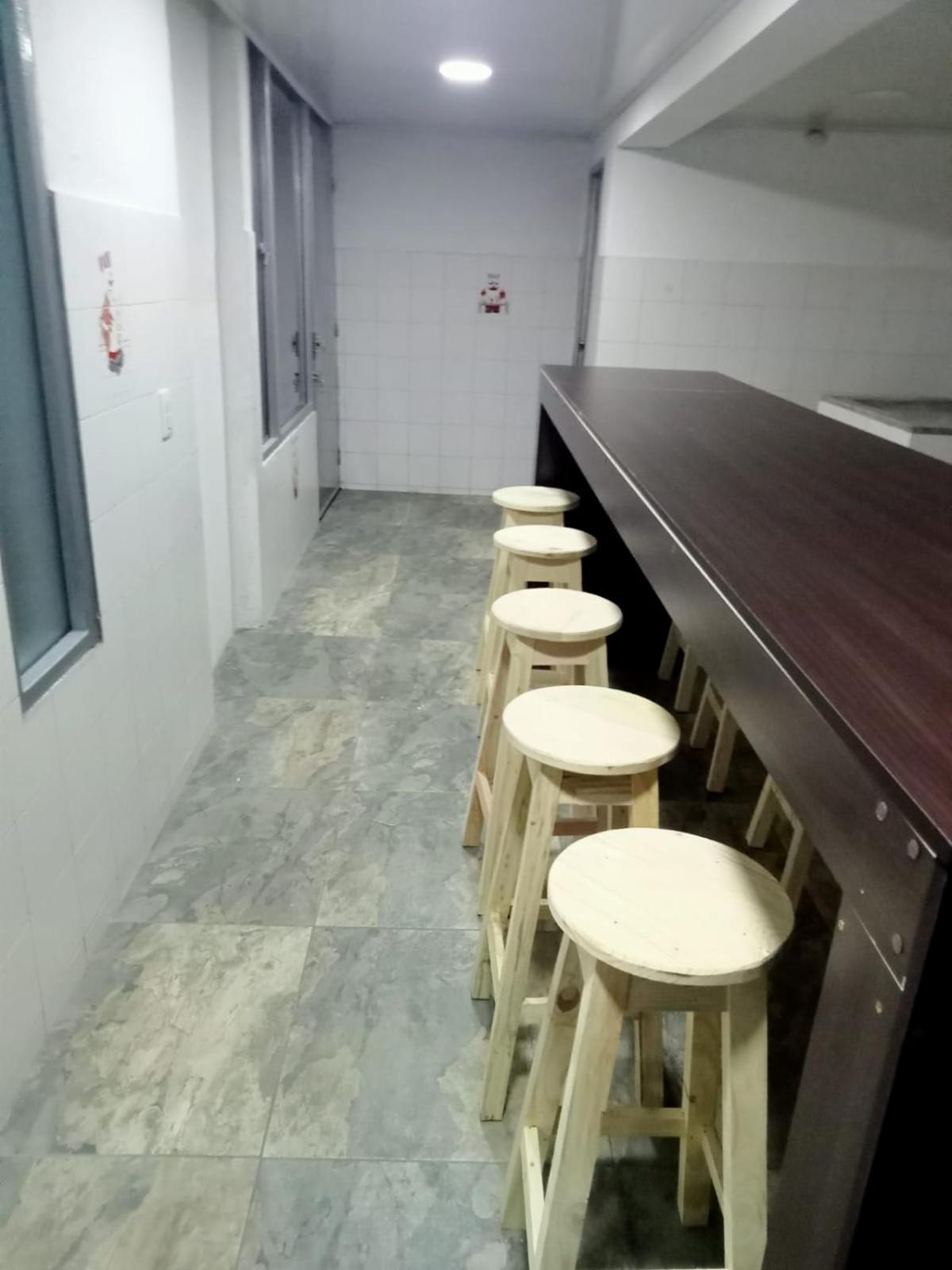 Casa familiar Almagor (Hostal)