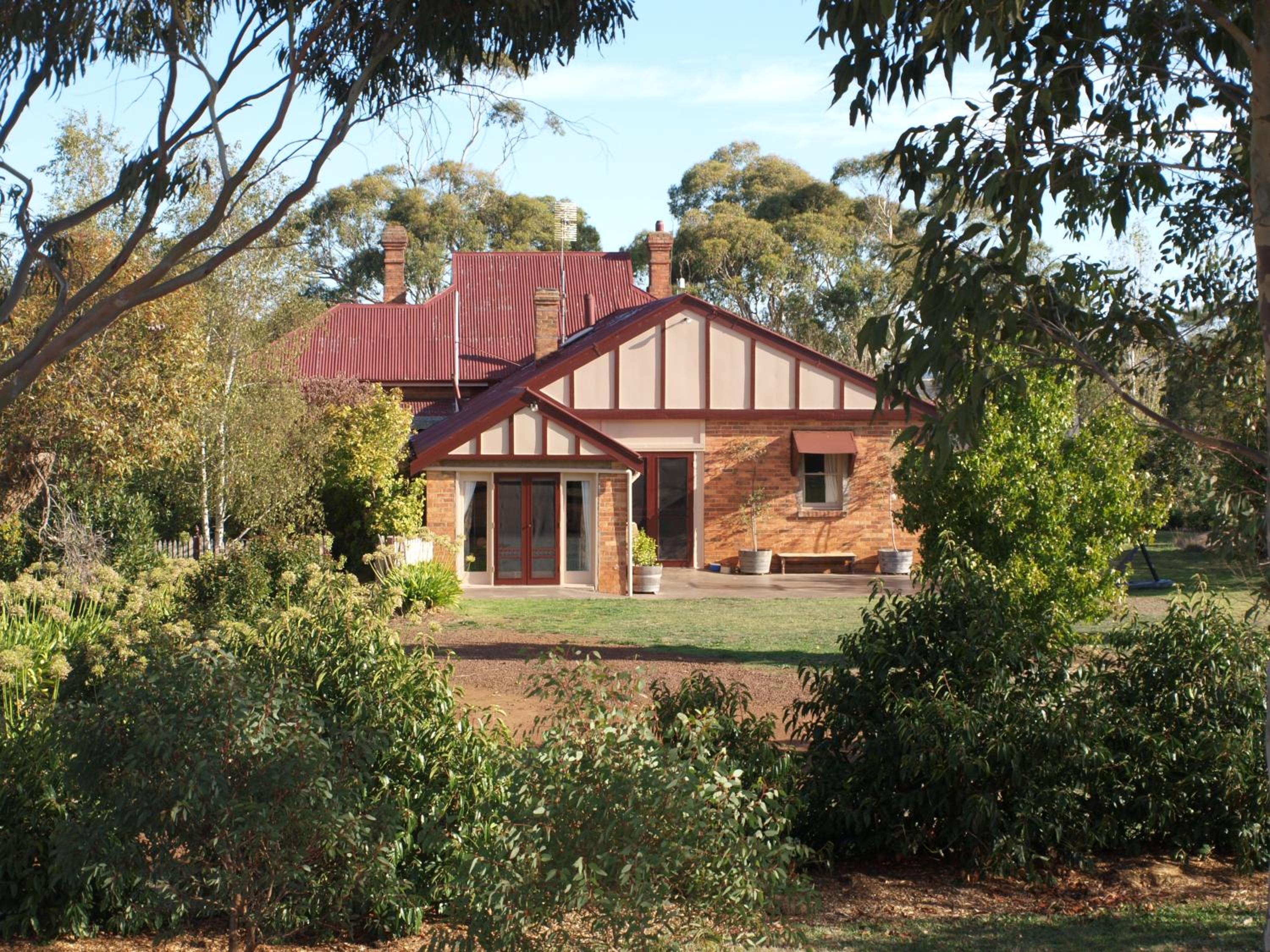 Pierrepoint Accommodation