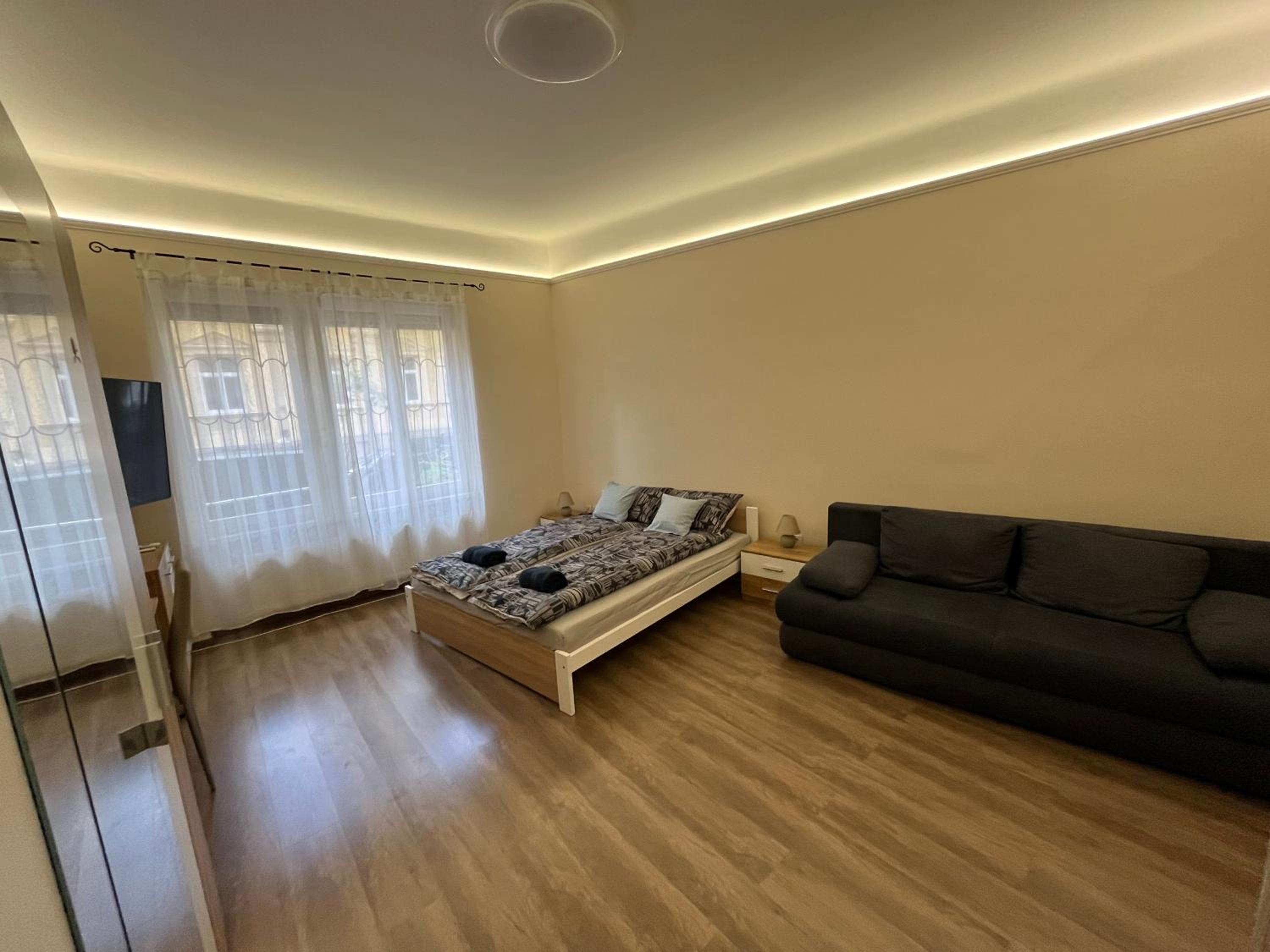 Albi Apartman