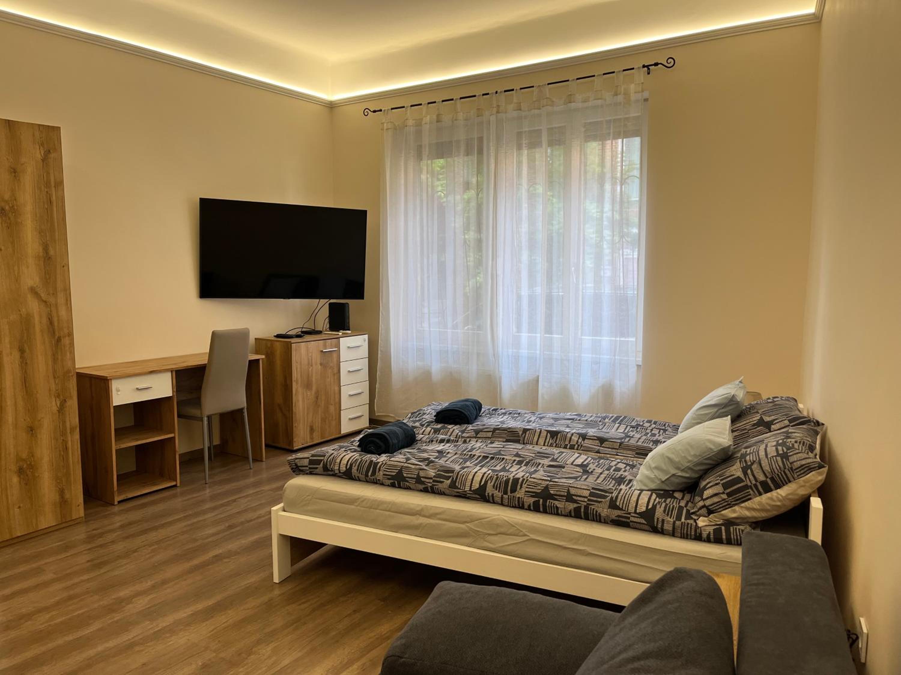 Albi Apartman