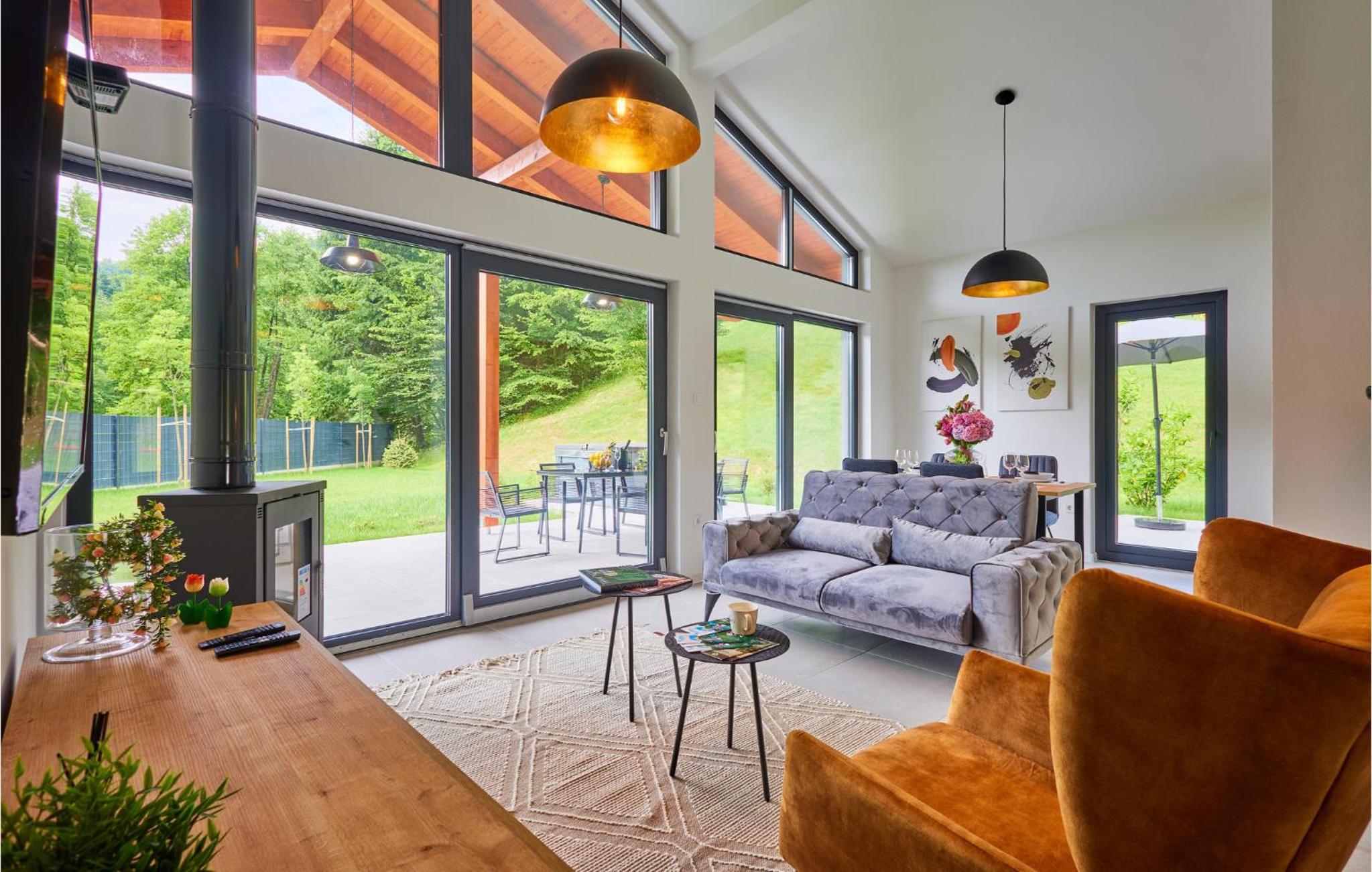 Wellness House By The Lake