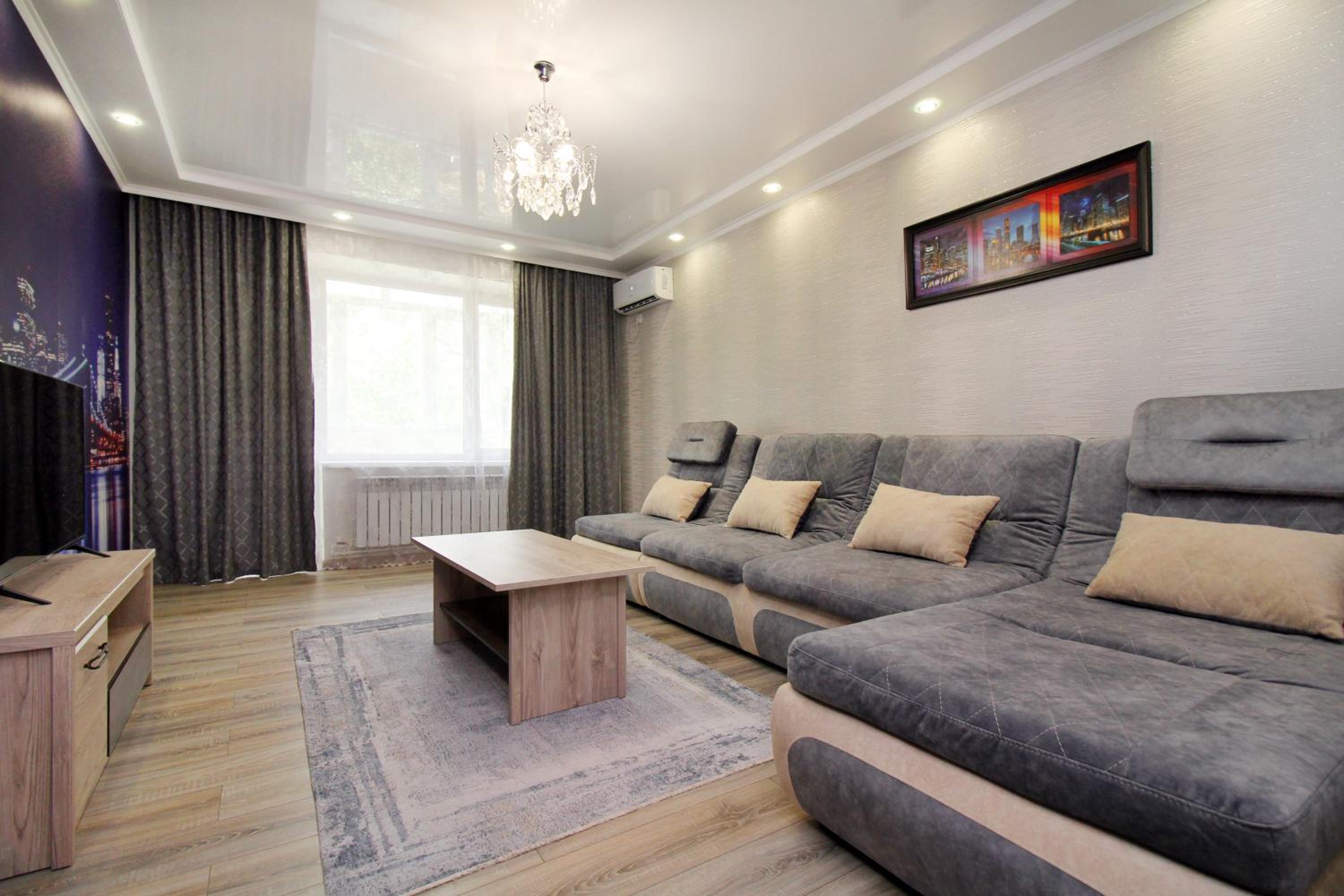 Comfortable in the centre Nazarbaev 42A & drinking water view 2