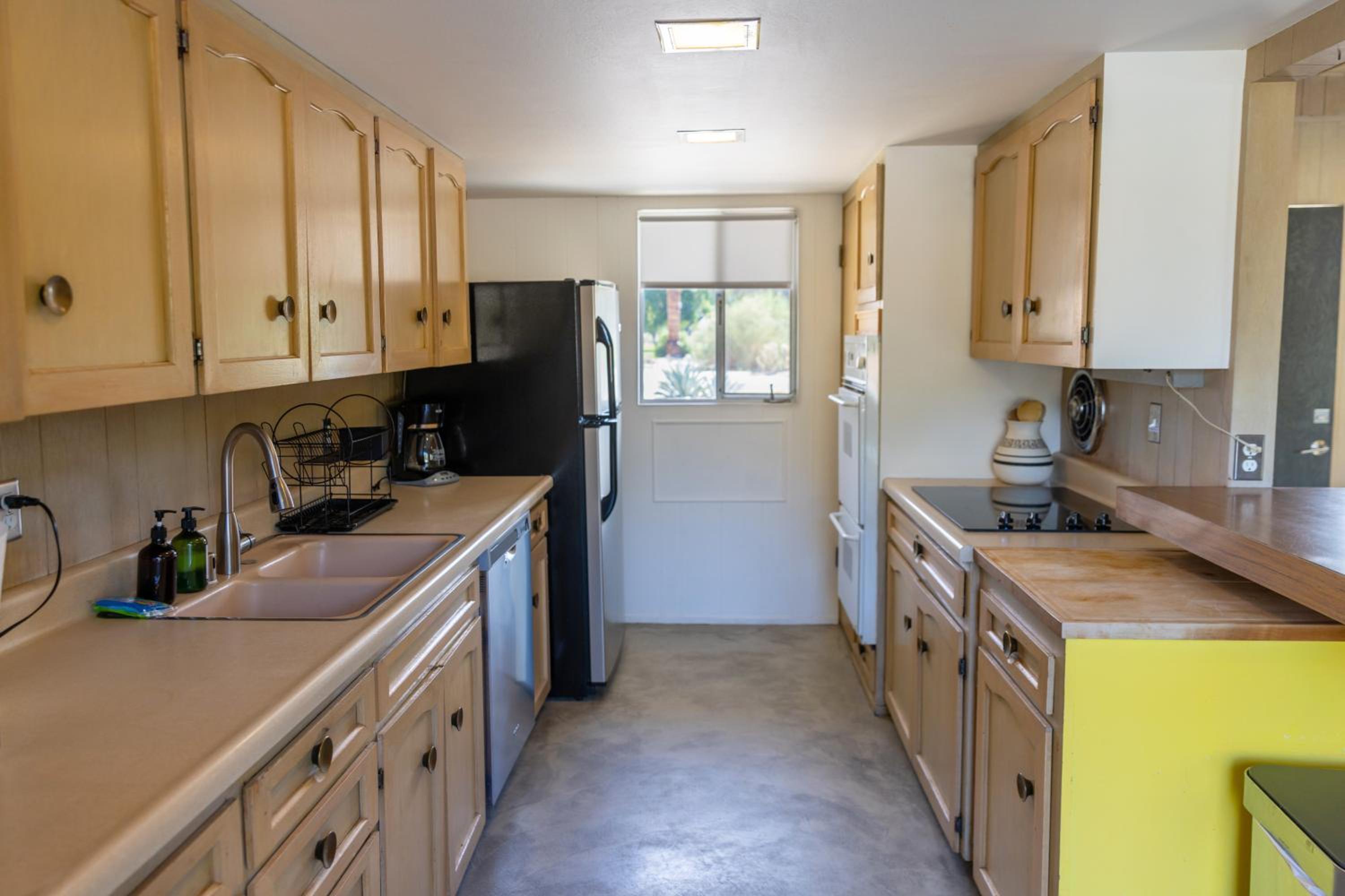 Pool and Mtn View! Designer Borrego Springs Hideaway