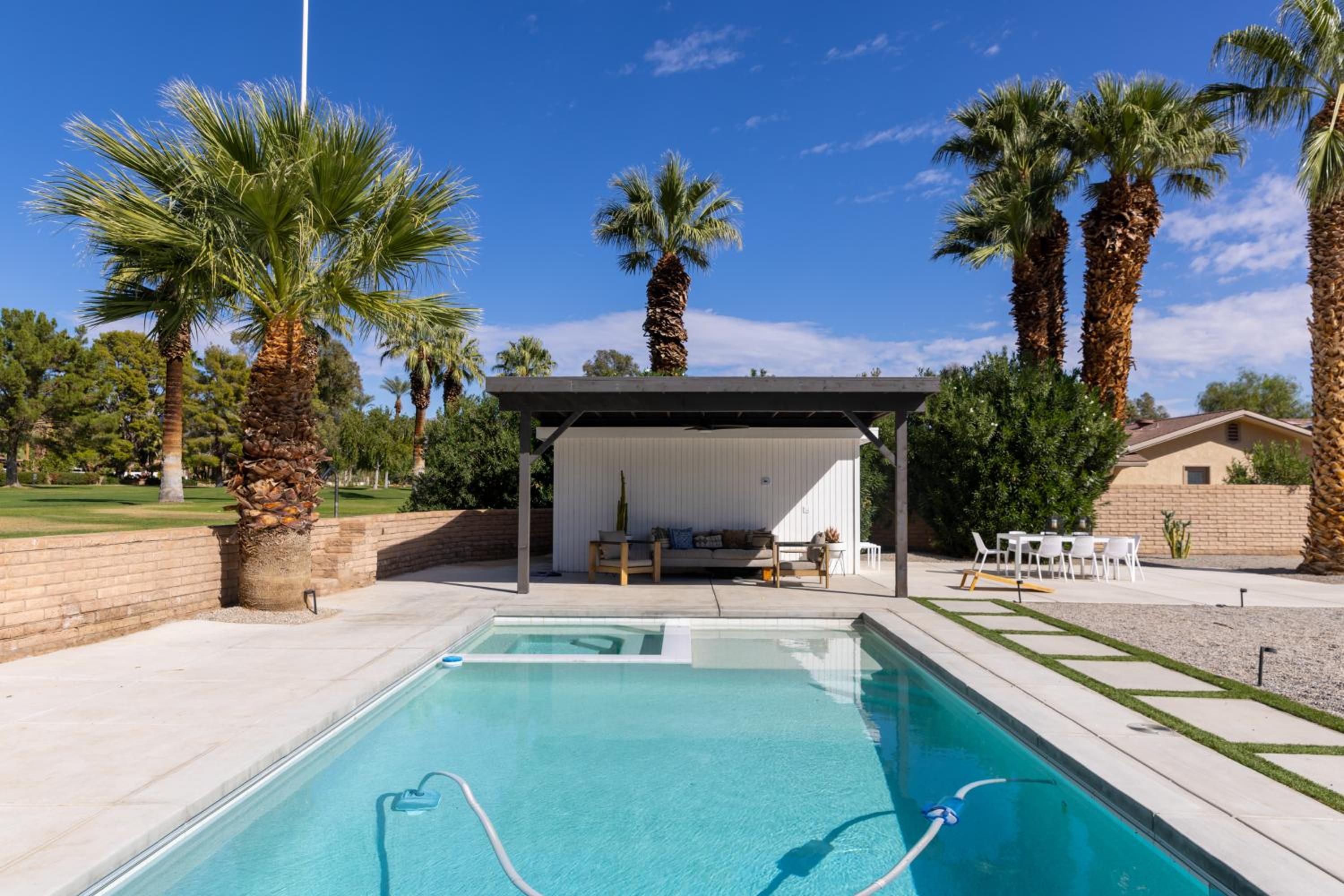 Pool and Mtn View! Designer Borrego Springs Hideaway