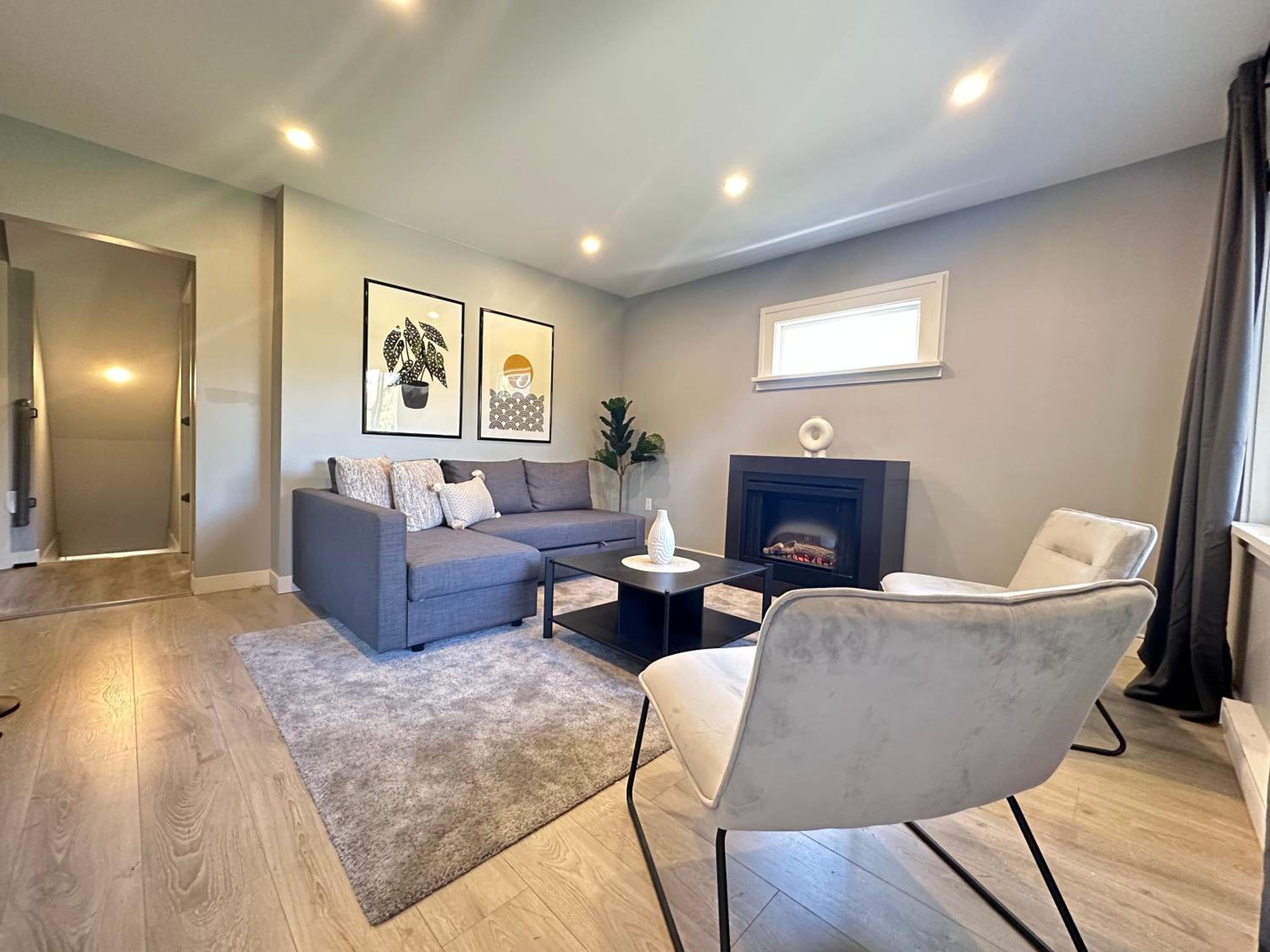 Spacious 4 BR House in Park Drive