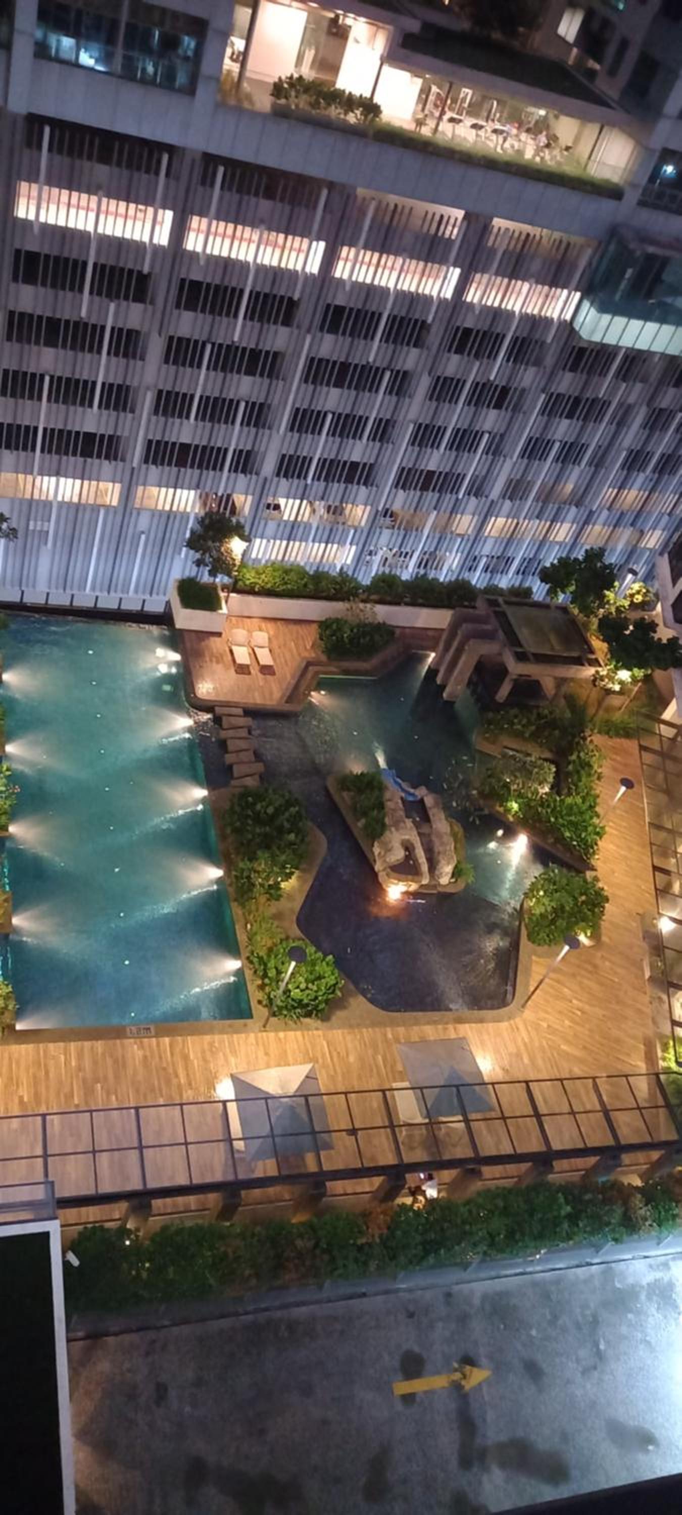 Cozy Apartment with Jacuzzi and Sauna at 188 Suites Klcc