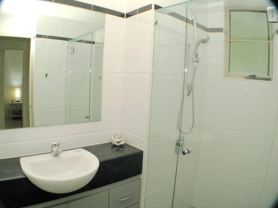 Beach House Apartment No 7 - Fabulous Location
