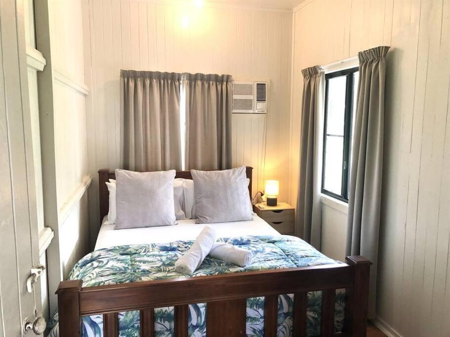 Pina Colada on the Beach - Beachfront - 2 Bedroom
