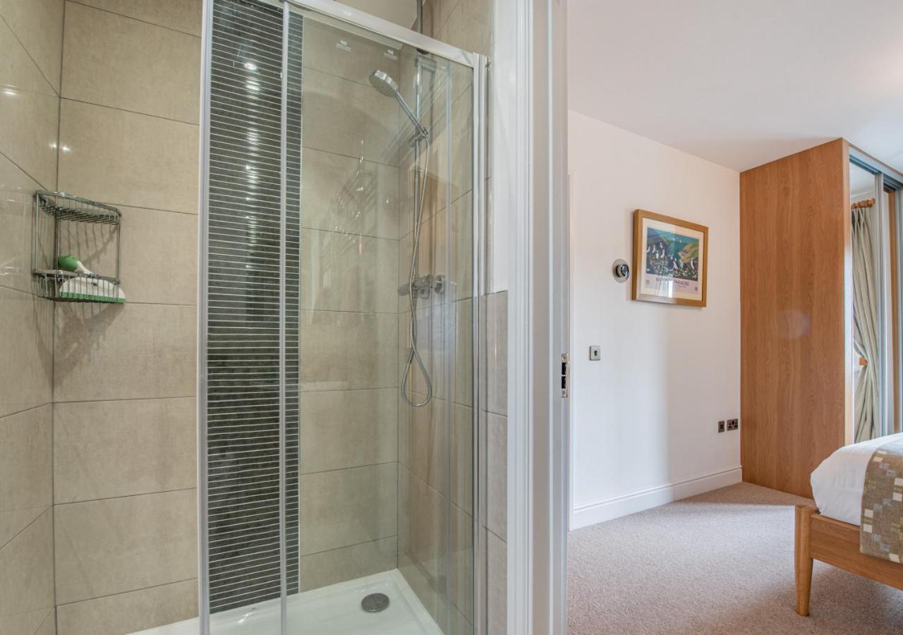 4 Bed in Saundersfoot oc-pw9285 view 2