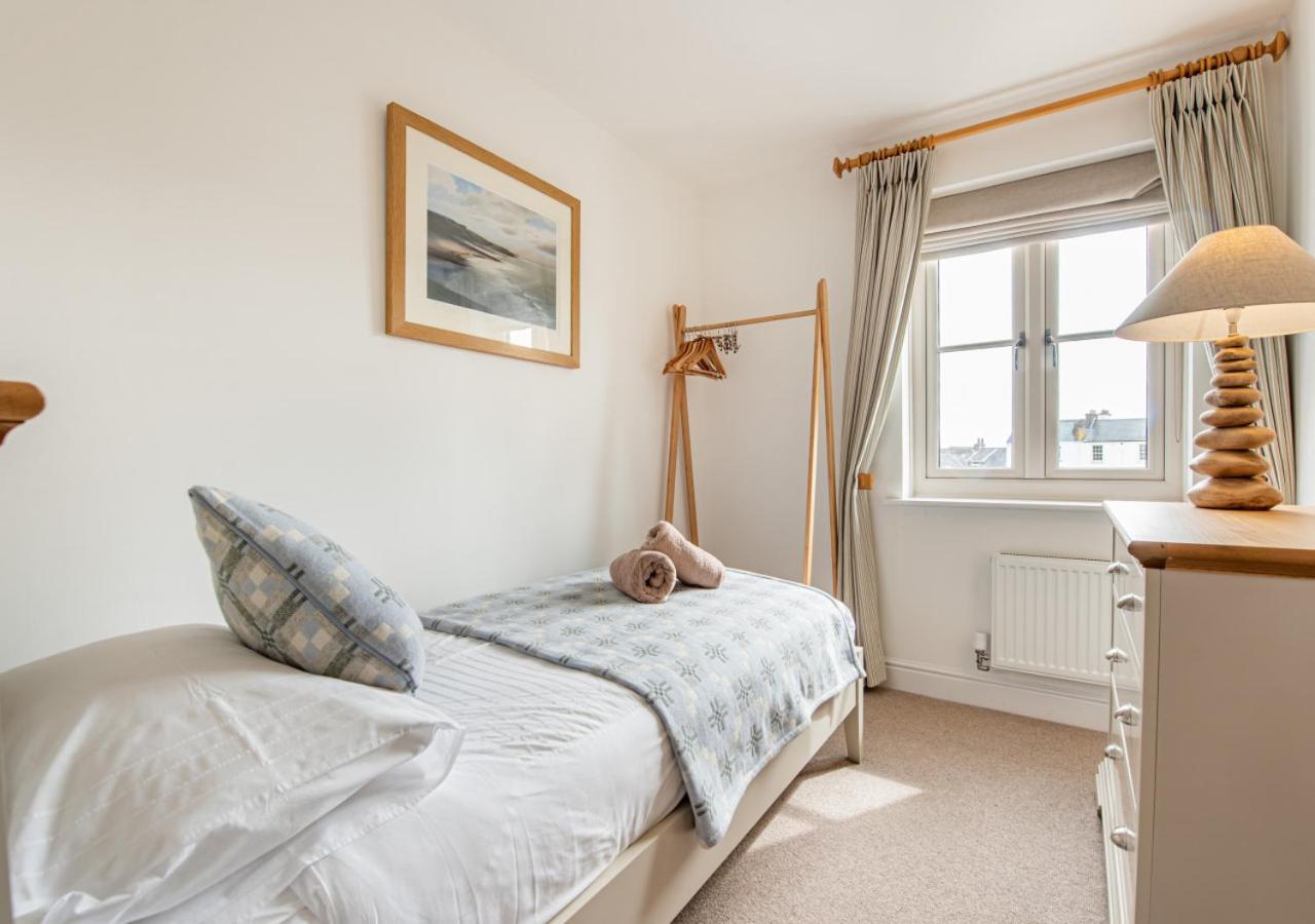 4 Bed in Saundersfoot oc-pw9285 view 3