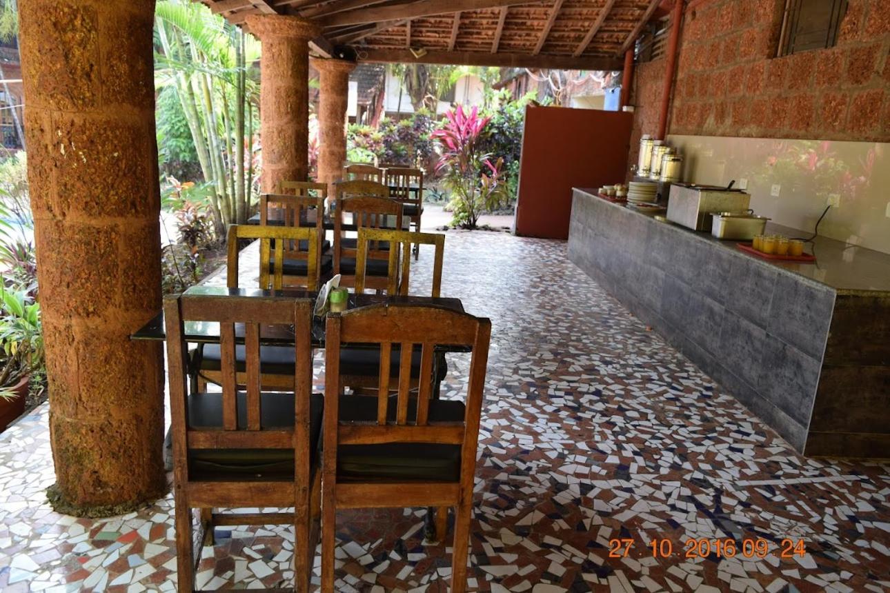 Sea Breeze Beach Resort Candolim, Goa