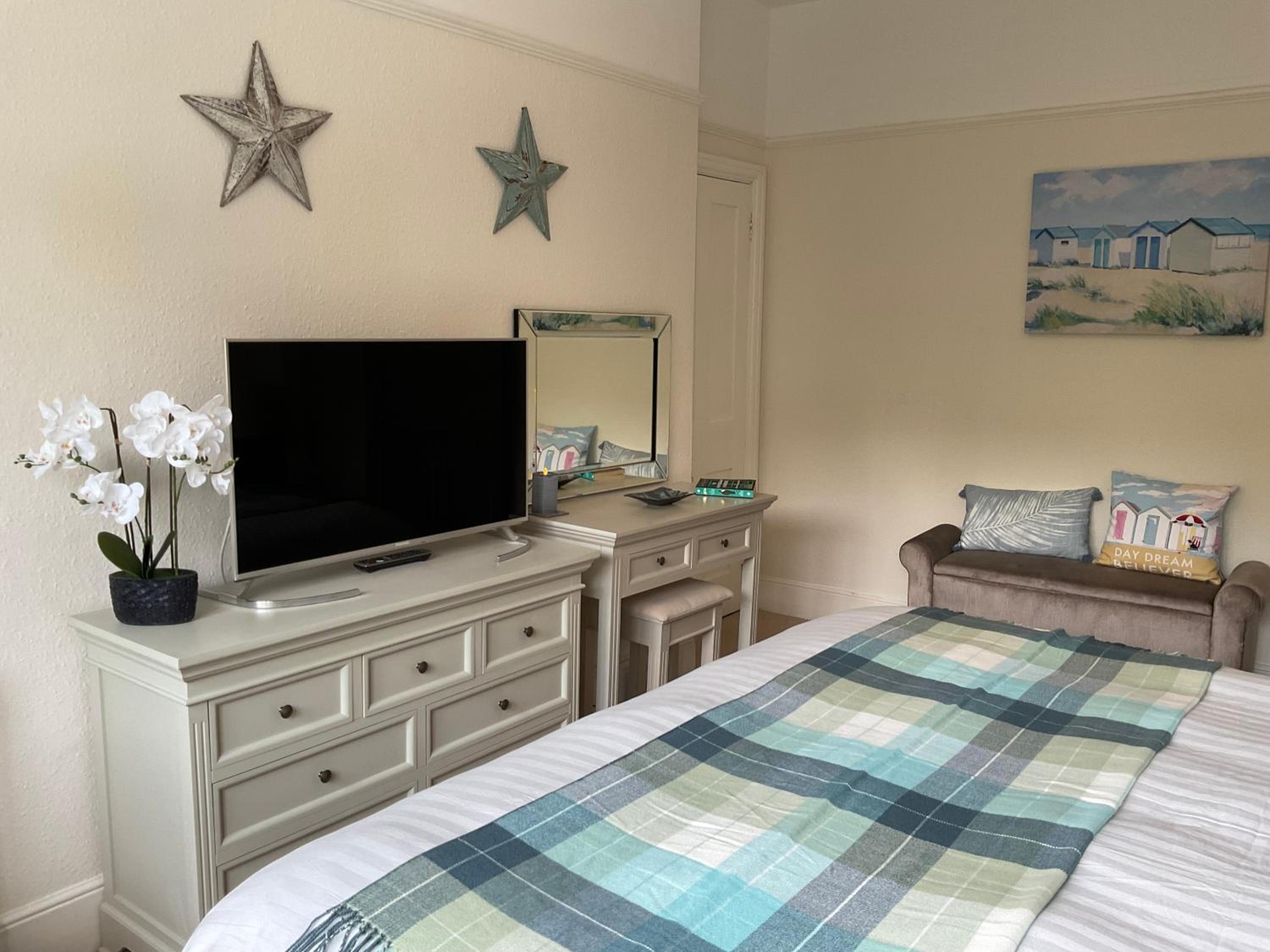 The KinBrae Apartment