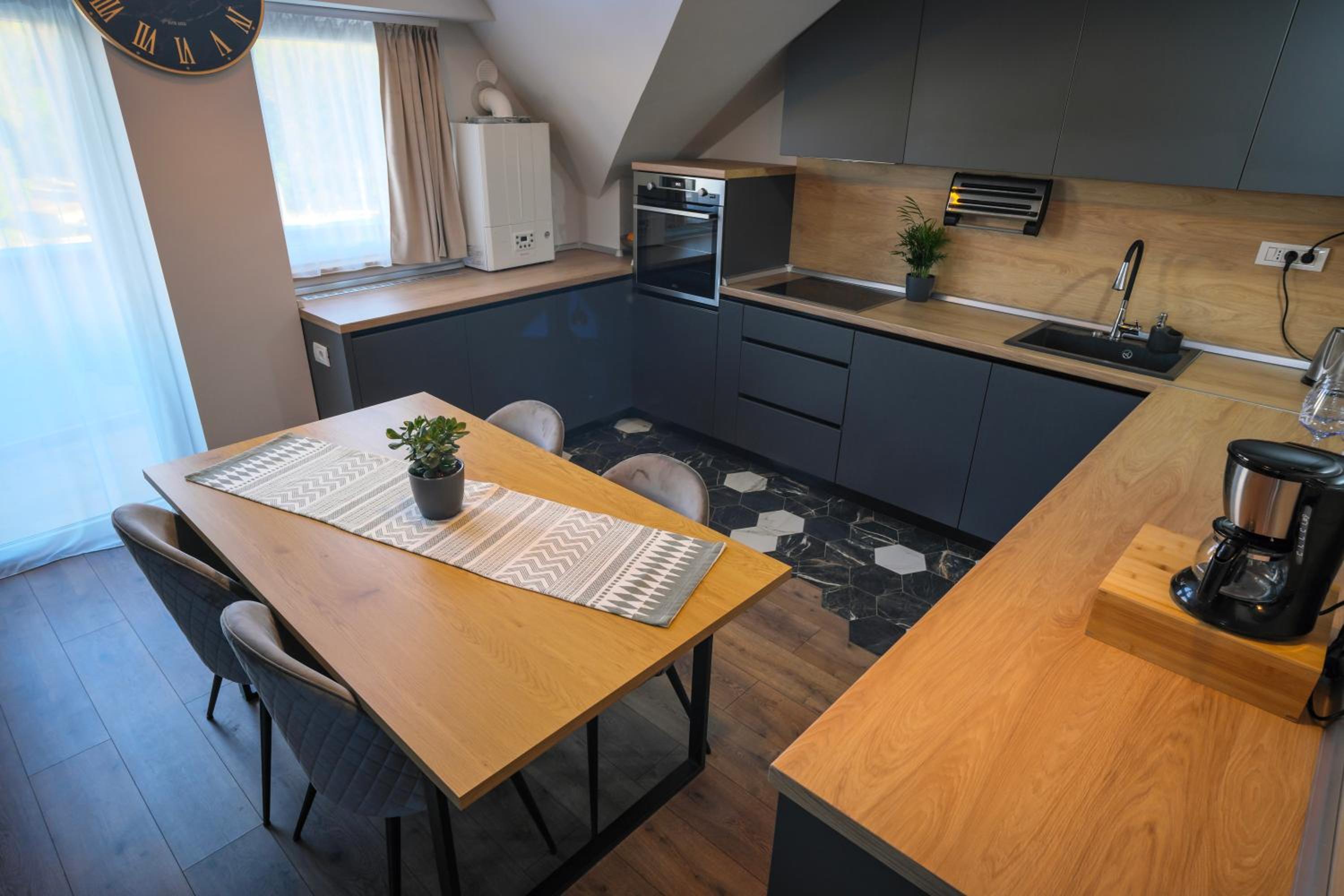 Popa Apartment