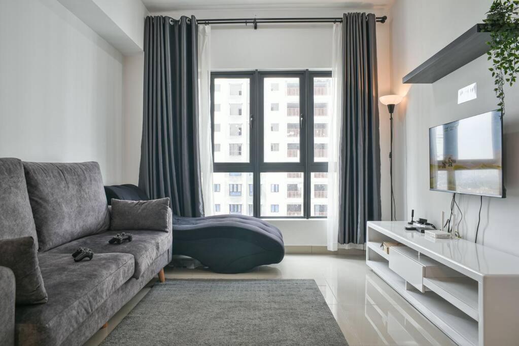 PlayStaytion Centura 3 Bedroom 2 Bathroom by RBNB