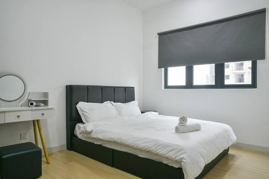 PlayStaytion Centura 3 Bedroom 2 Bathroom by RBNB