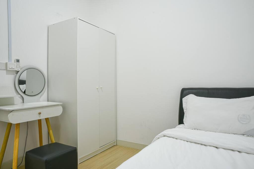 PlayStaytion Centura 3 Bedroom 2 Bathroom by RBNB