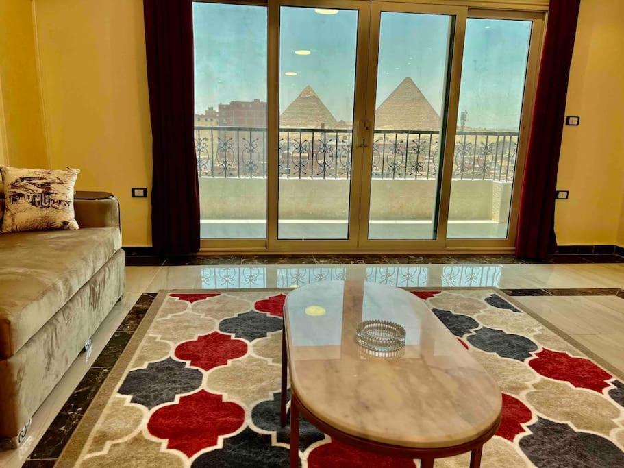 Pyramids view apartment 3BR