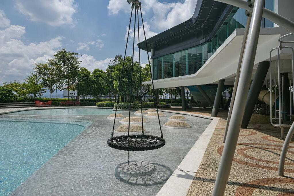 PlayStaytion Centura 3 Bedroom 2 Bathroom by RBNB