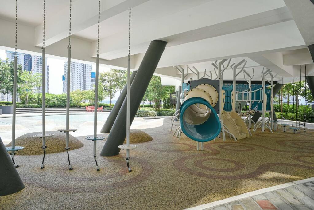 PlayStaytion Centura 3 Bedroom 2 Bathroom by RBNB
