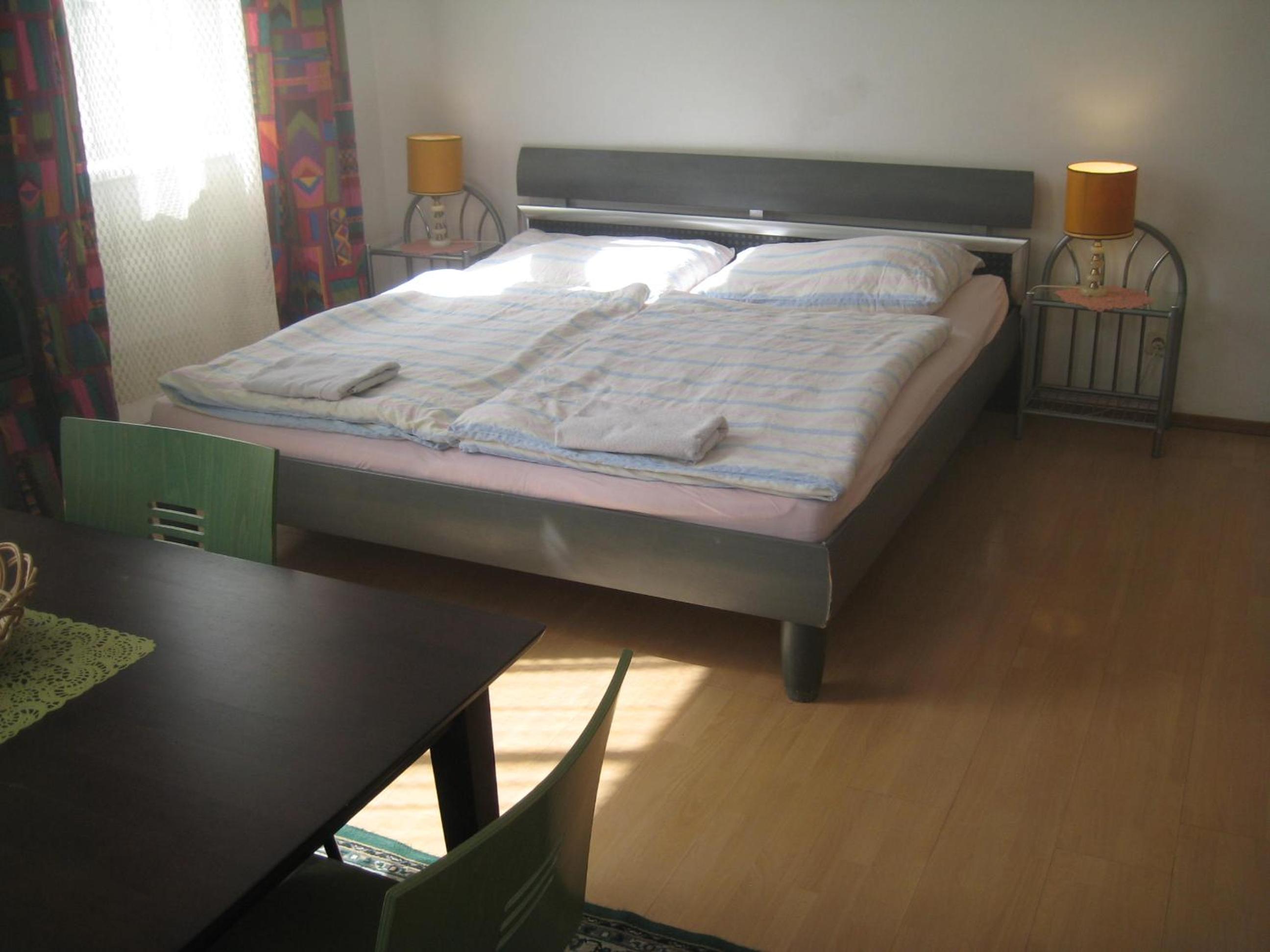 HappyHostel