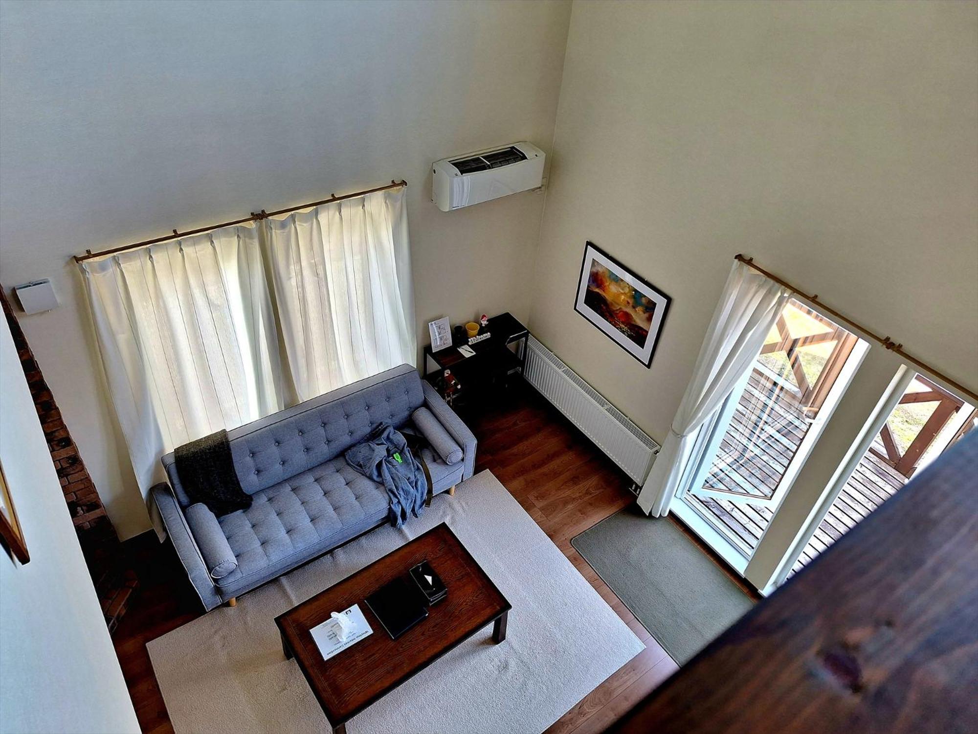 Jadan House