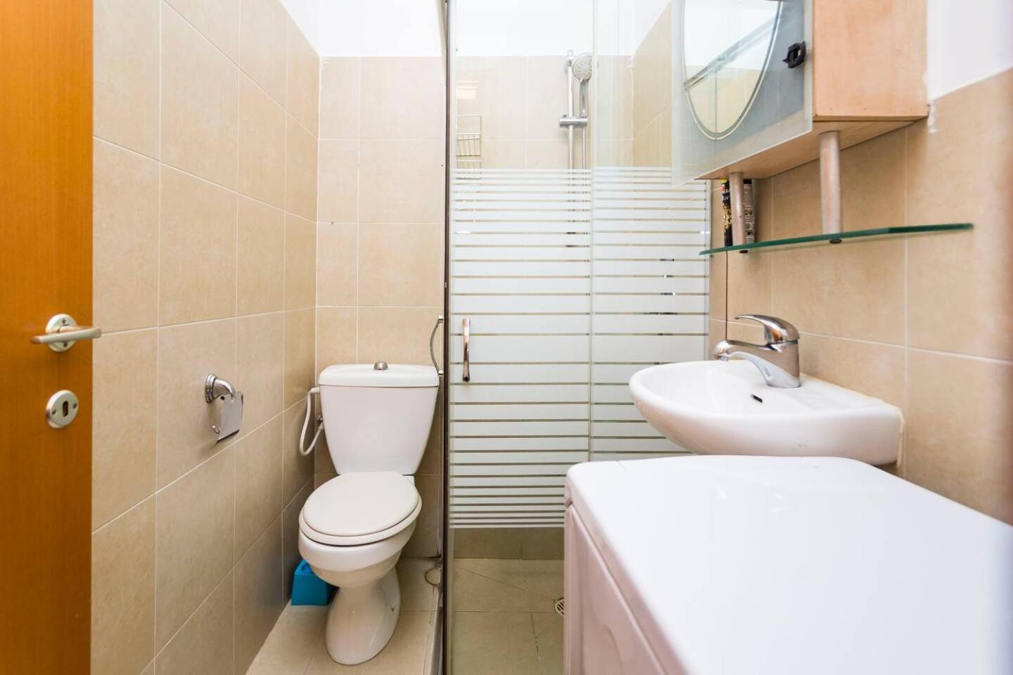 2 rooms close to beach view 3