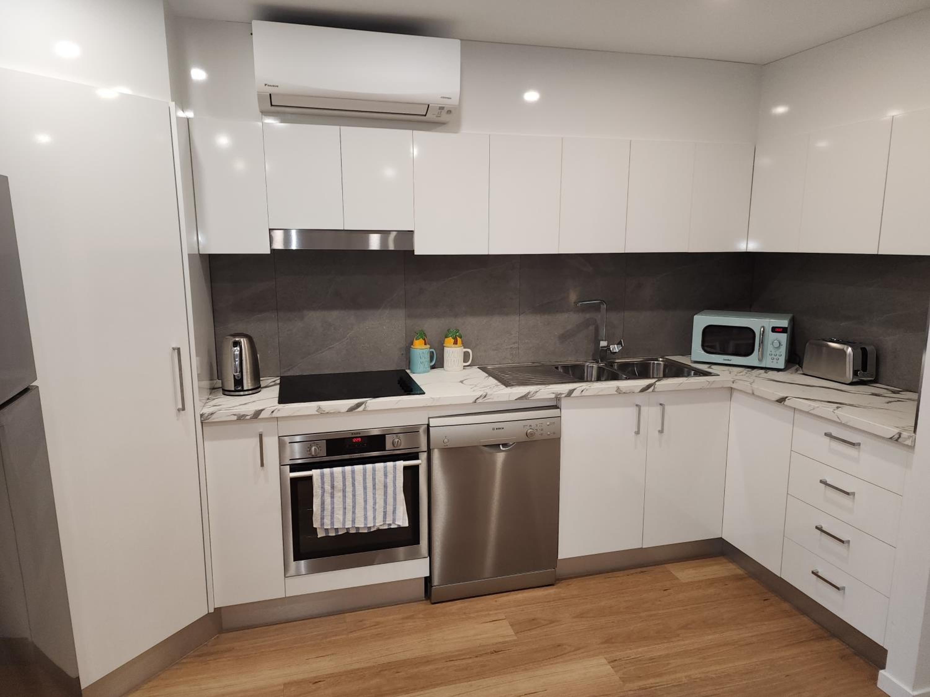 Entire beachside 2 bedroom unit
