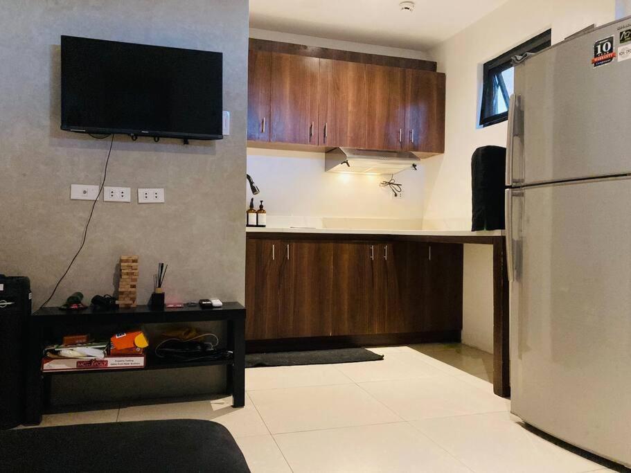 Couple Room near Clark (Casa Isabela) view 3
