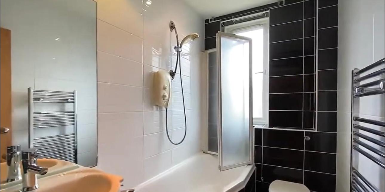 3 bed Edinburgh flat view 4