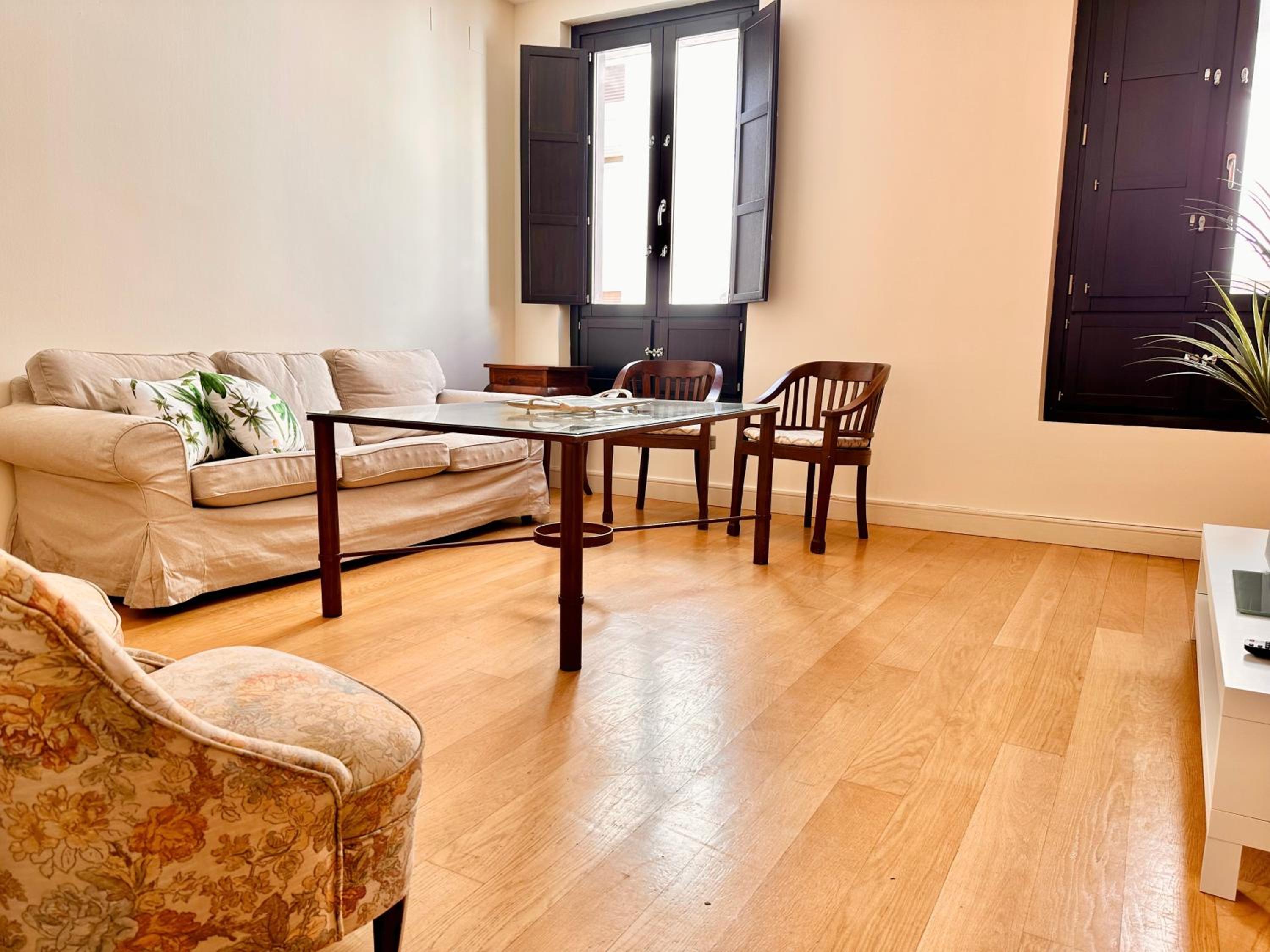 Penthouse near cathedral private rooftop Private Parking