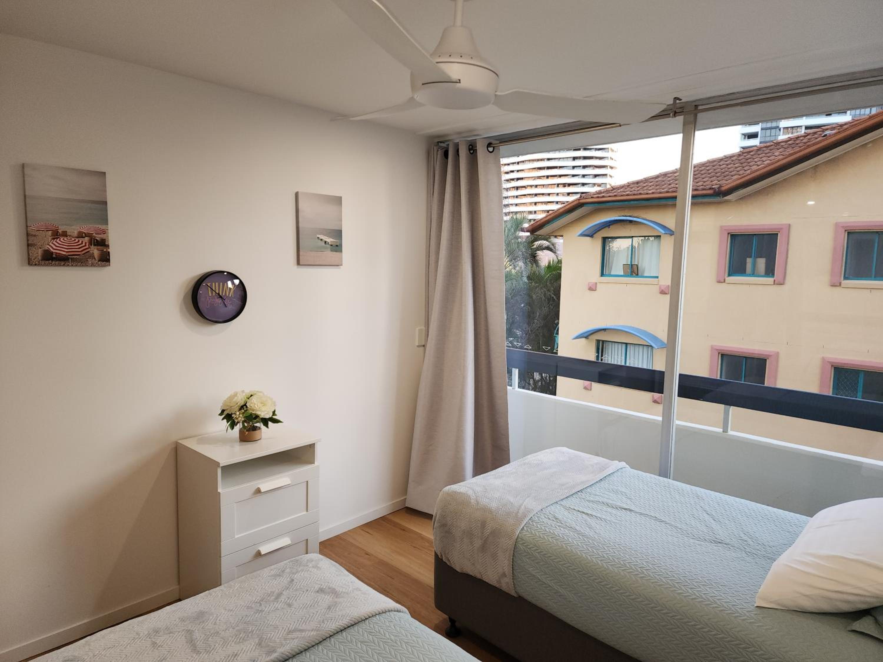 Entire beachside 2 bedroom unit