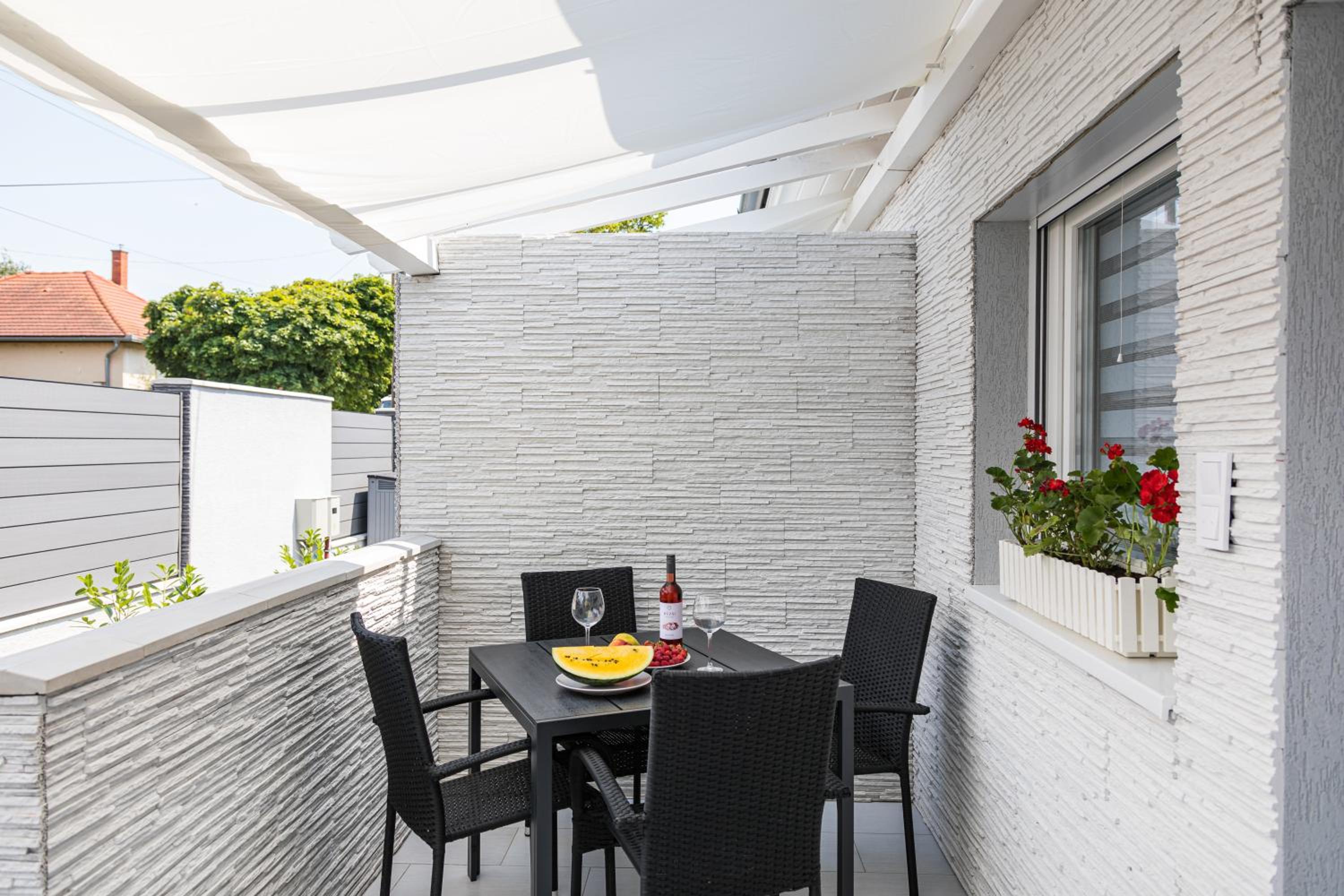 Balatonic Lemon apartmanház