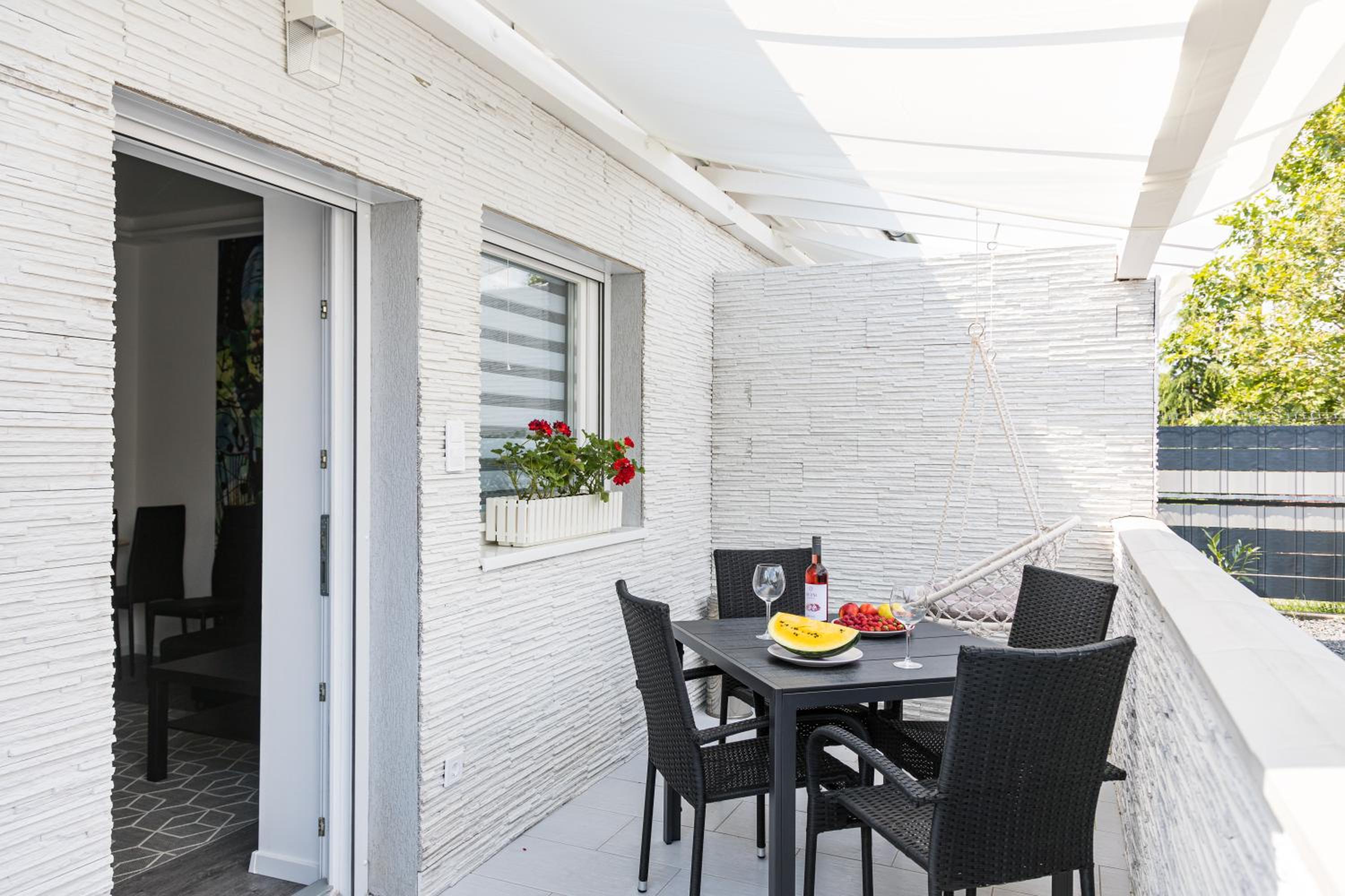 Balatonic Lemon apartmanház
