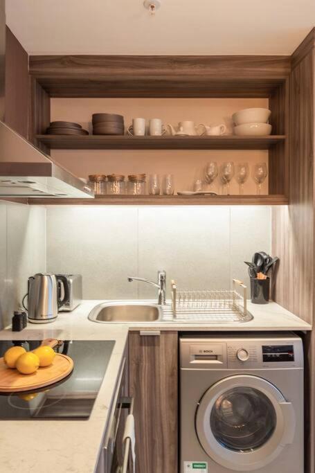 Chic Luxury City Apartment view 5