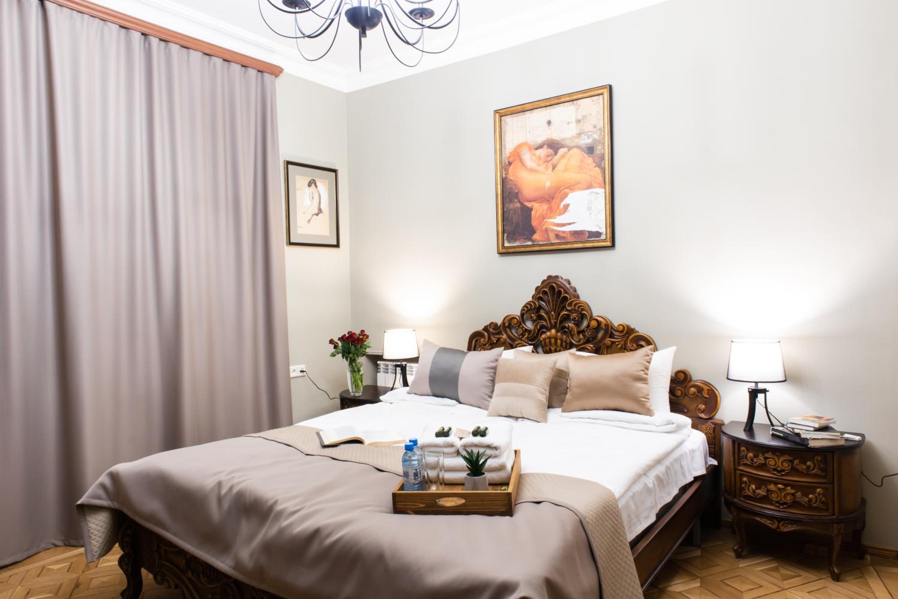 hotelise I Broadway Apartment