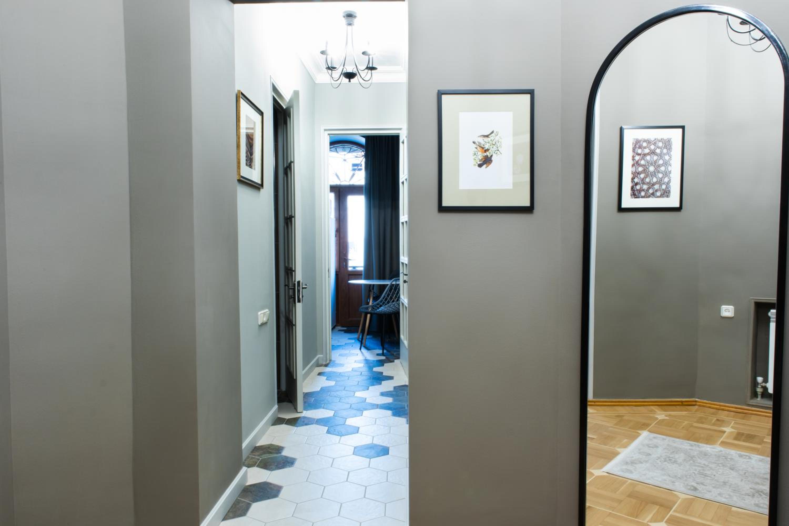 hotelise I Broadway Apartment