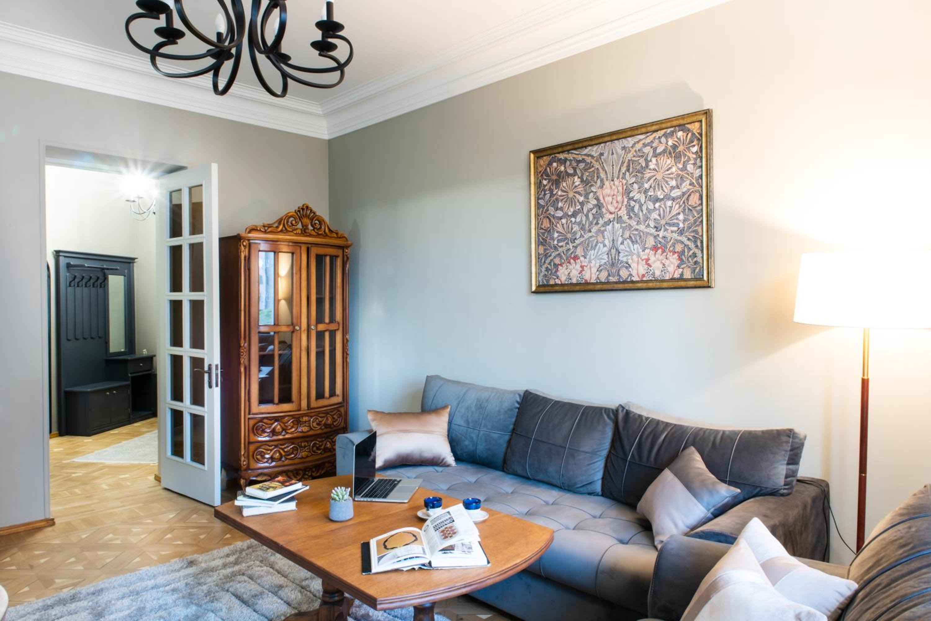 hotelise I Broadway Apartment