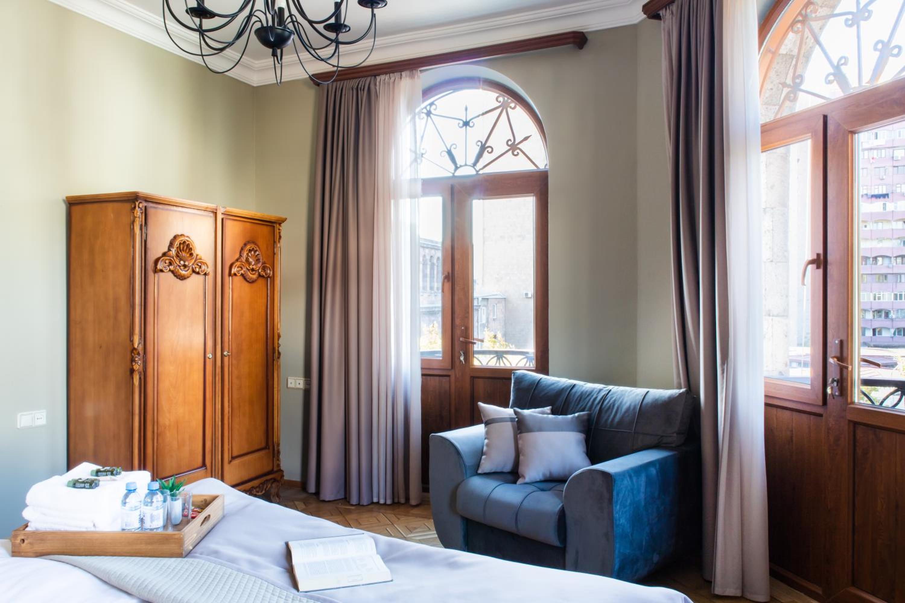 hotelise I Broadway Apartment