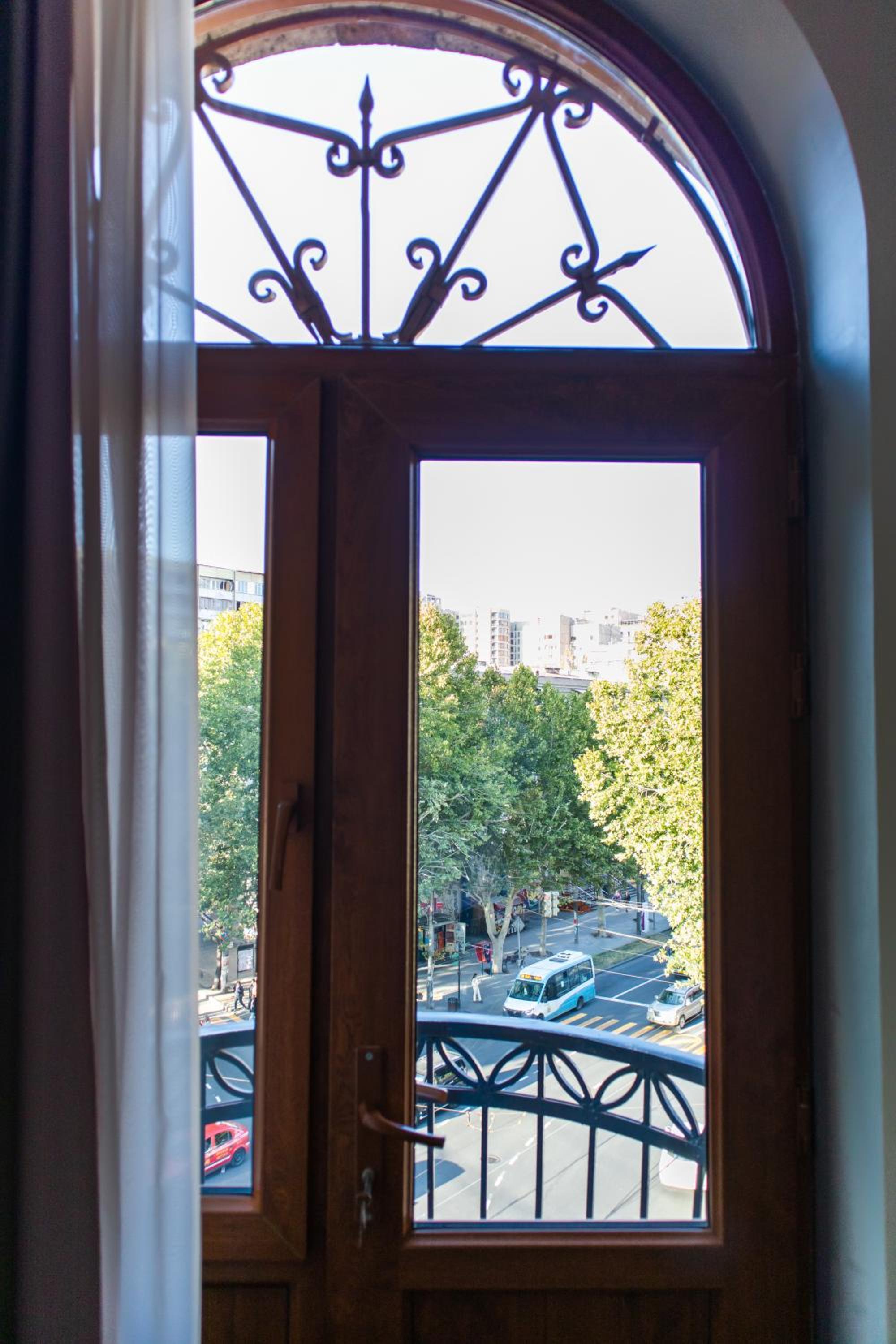 hotelise I Broadway Apartment