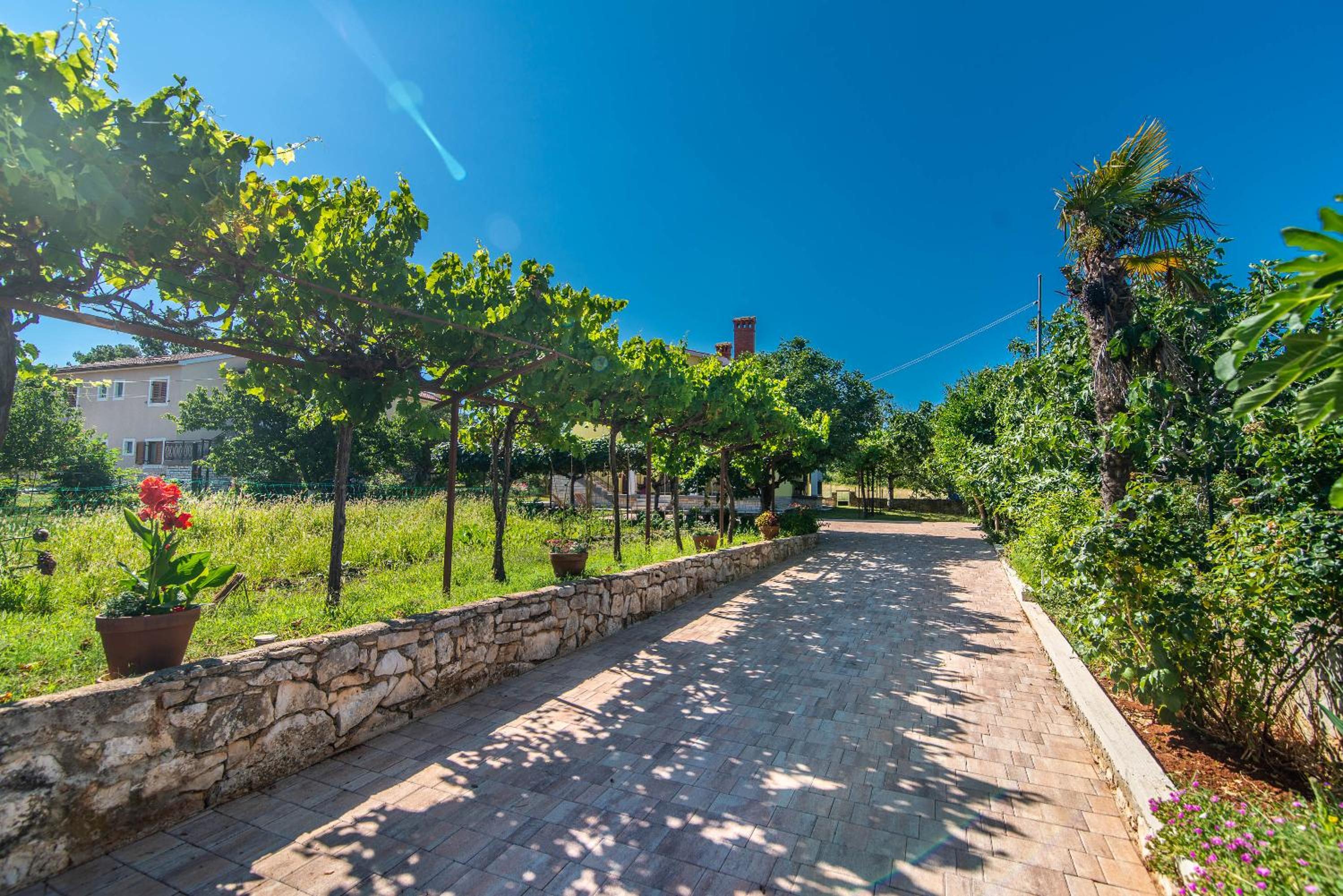 Villa Maria Nives view 3
