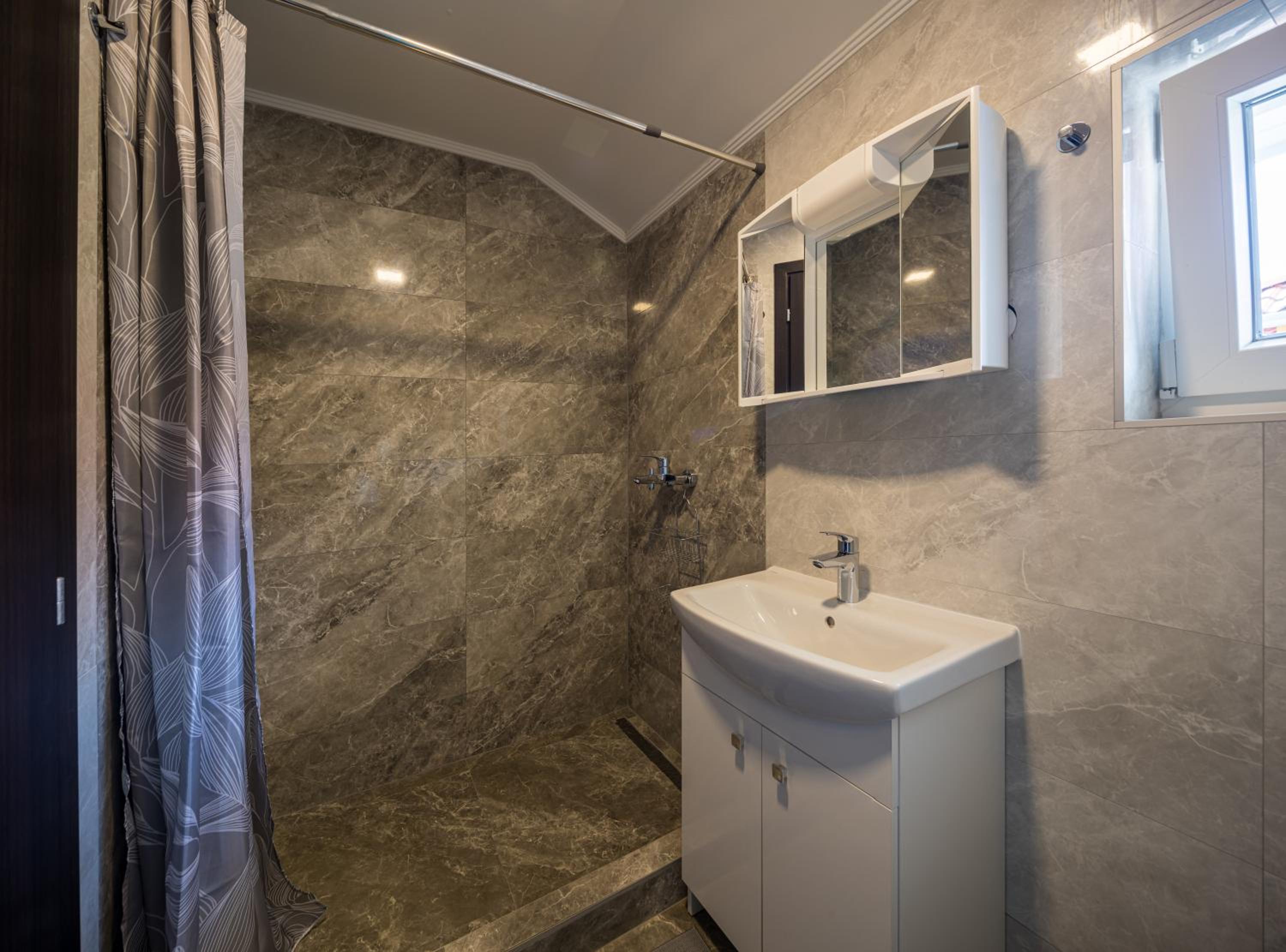 Balatonic Lemon apartmanház