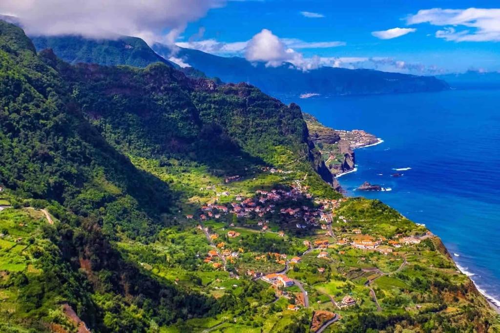 The Great Pearl Ocean Views Near Beach & Airport