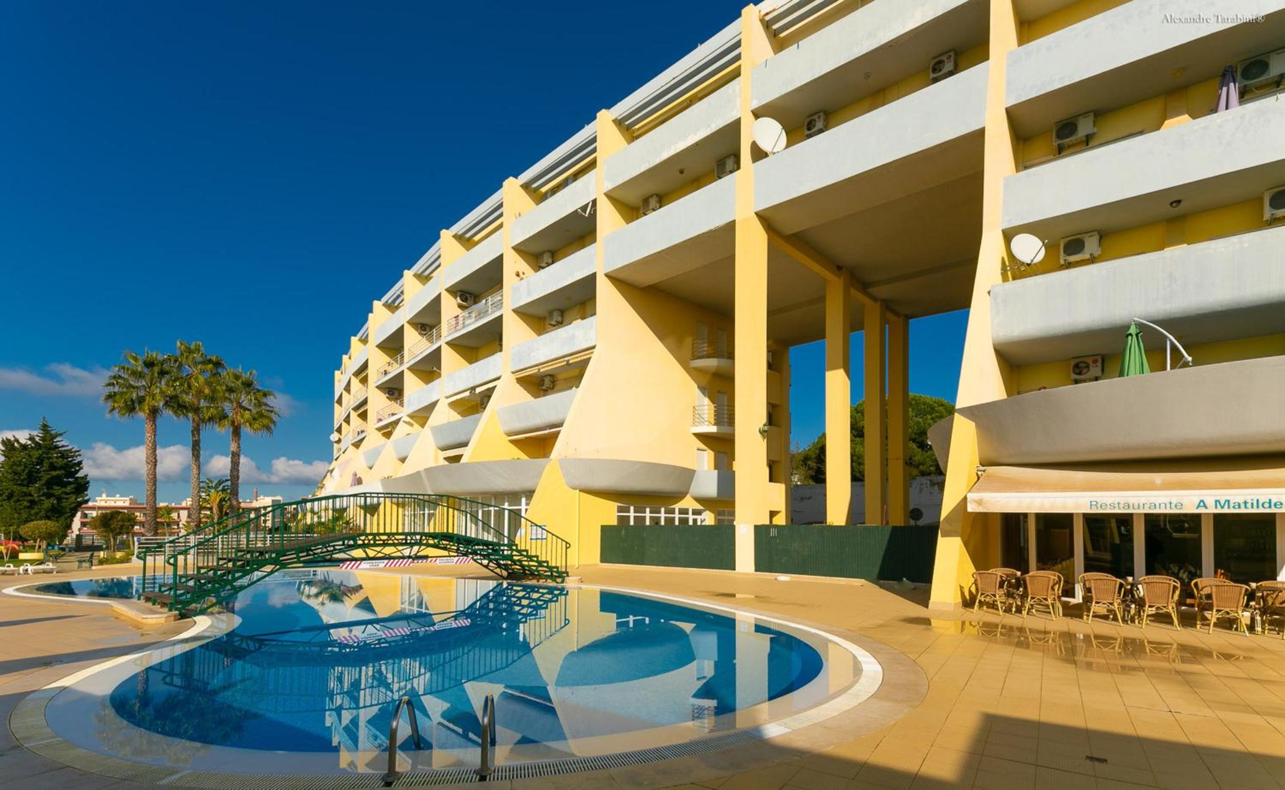 B11 - Beach Way Apartment view 2