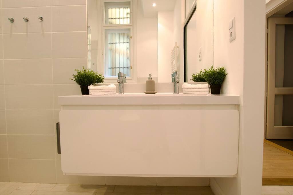 Premium Apartment by Hi5- Anker Apartment view 2