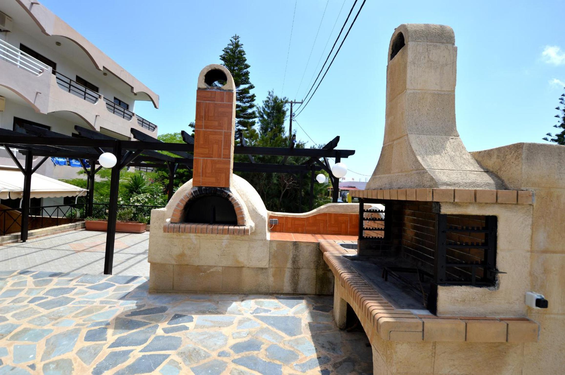 Kostas Studios