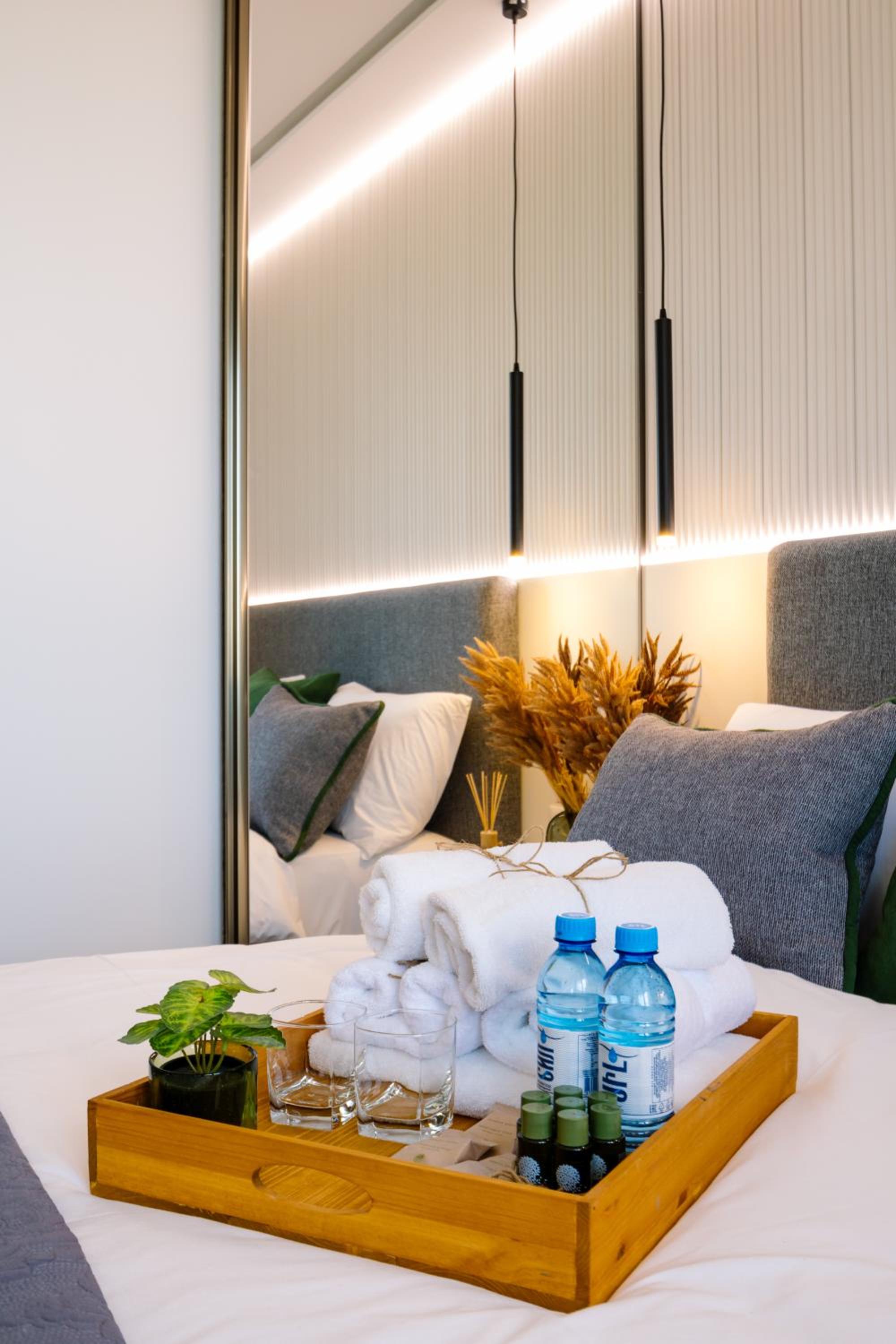 hotelise I Fresco Apartment