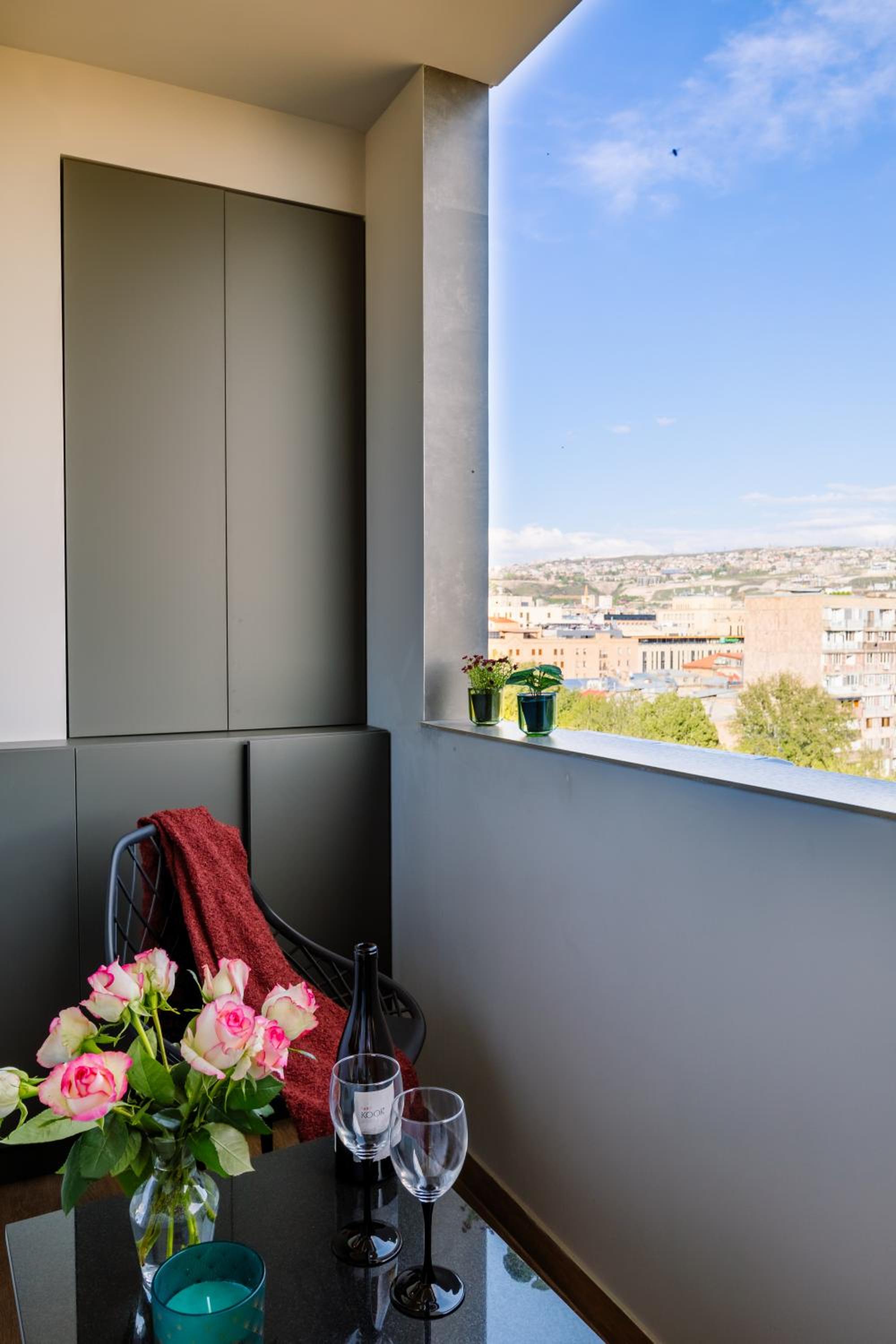 hotelise I Fresco Apartment